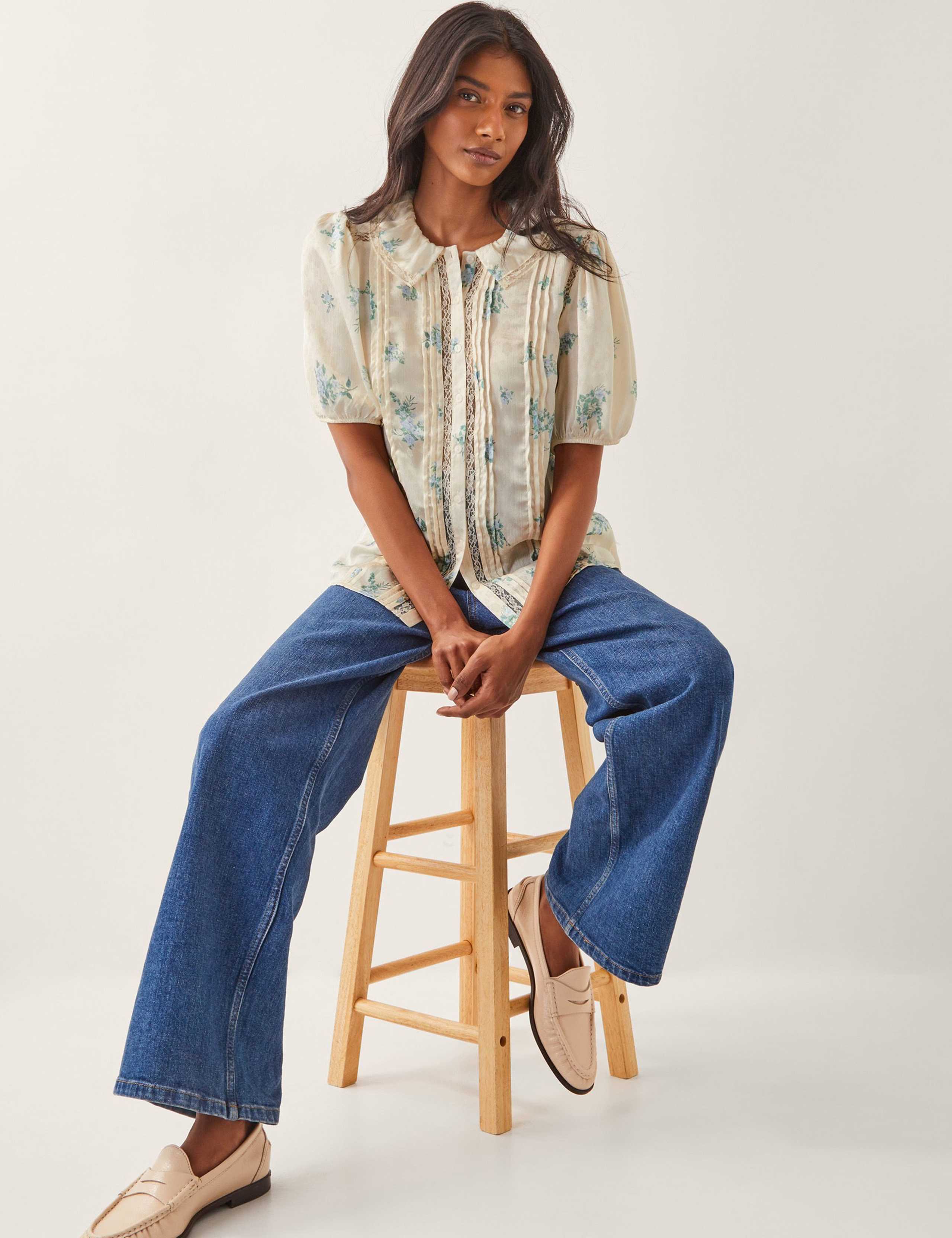 Floral Pleated Lace Insert Puff Sleeve Shirt 2 of 4