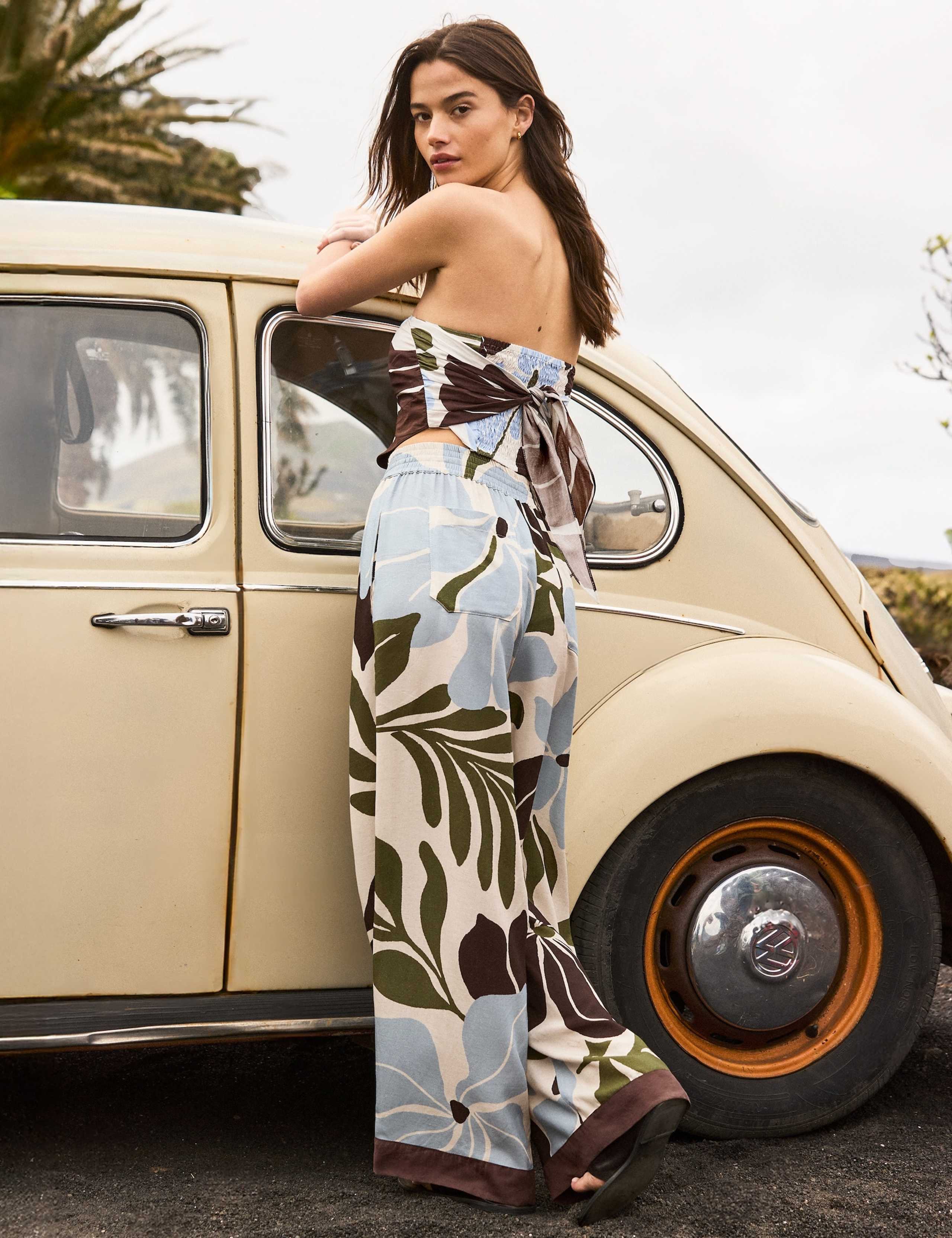 Capri Floral Print Trousers with Linen 3 of 3