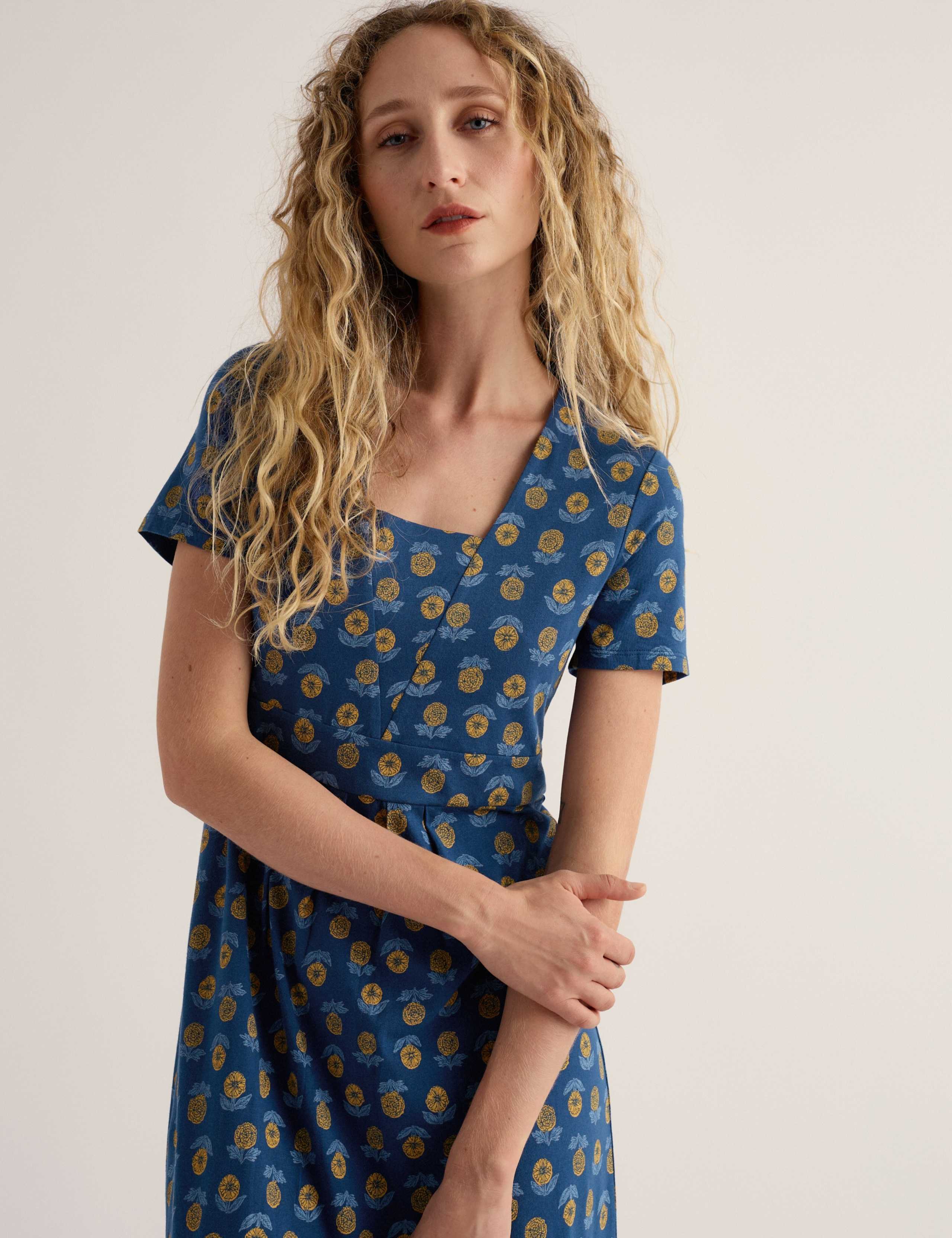Jersey Floral V-Neck Midi Skater Dress 3 of 5