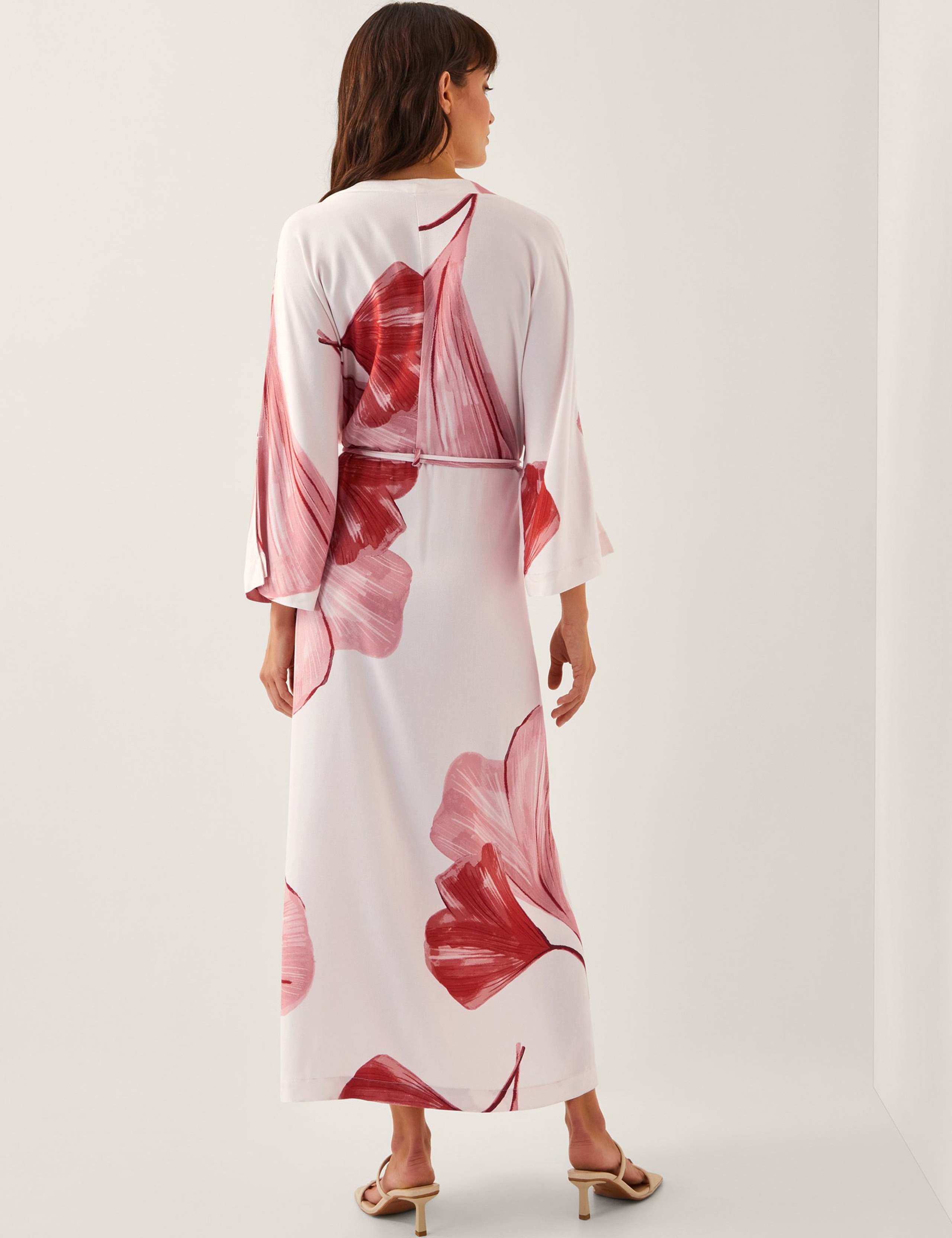 Printed V-Neck Midaxi Waisted Kimono Dress 2 of 4
