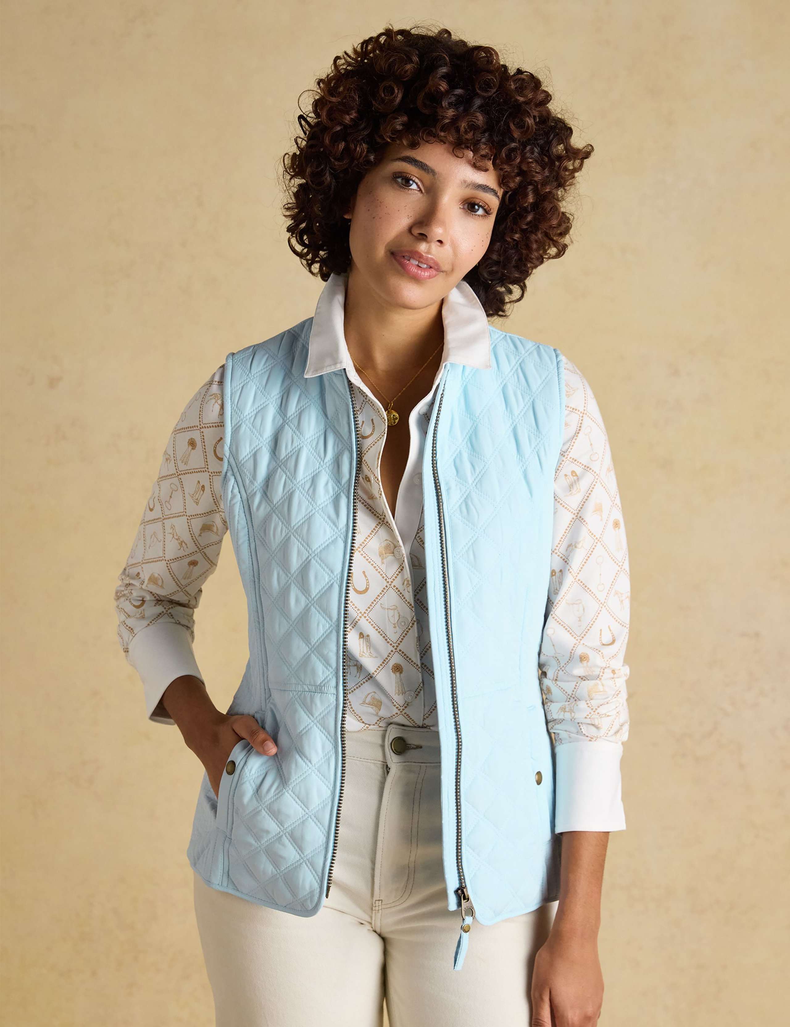 Showerproof Quilted Zip Through Gilet 4 of 9
