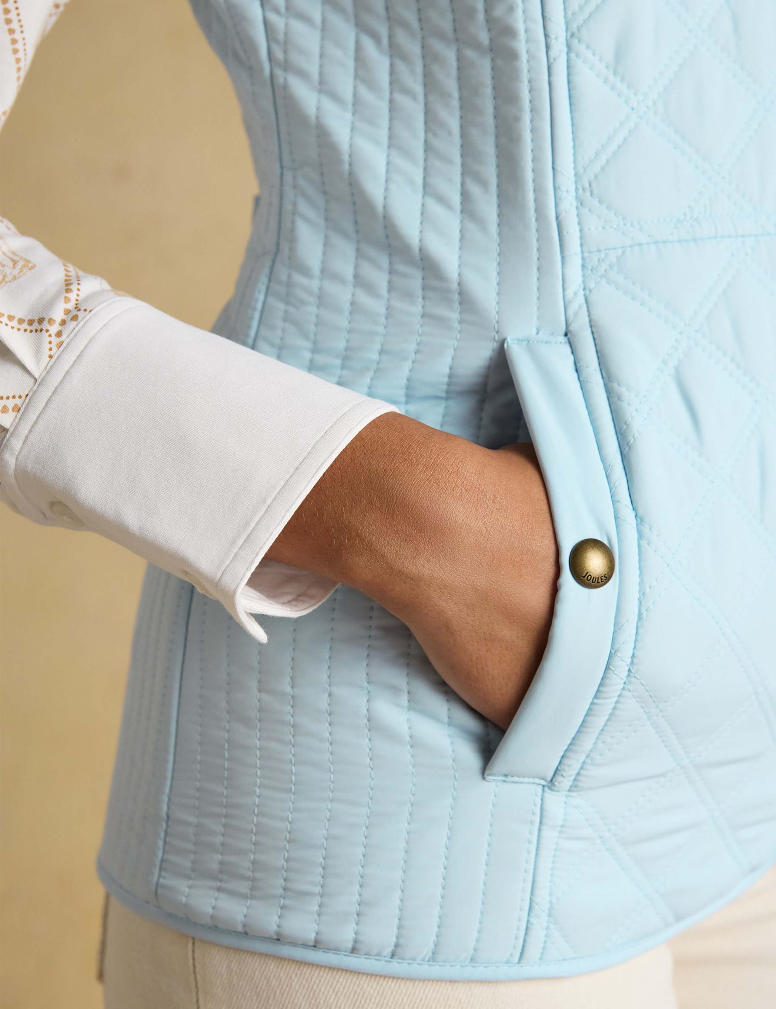 Showerproof Quilted Zip Through Gilet 8 of 9