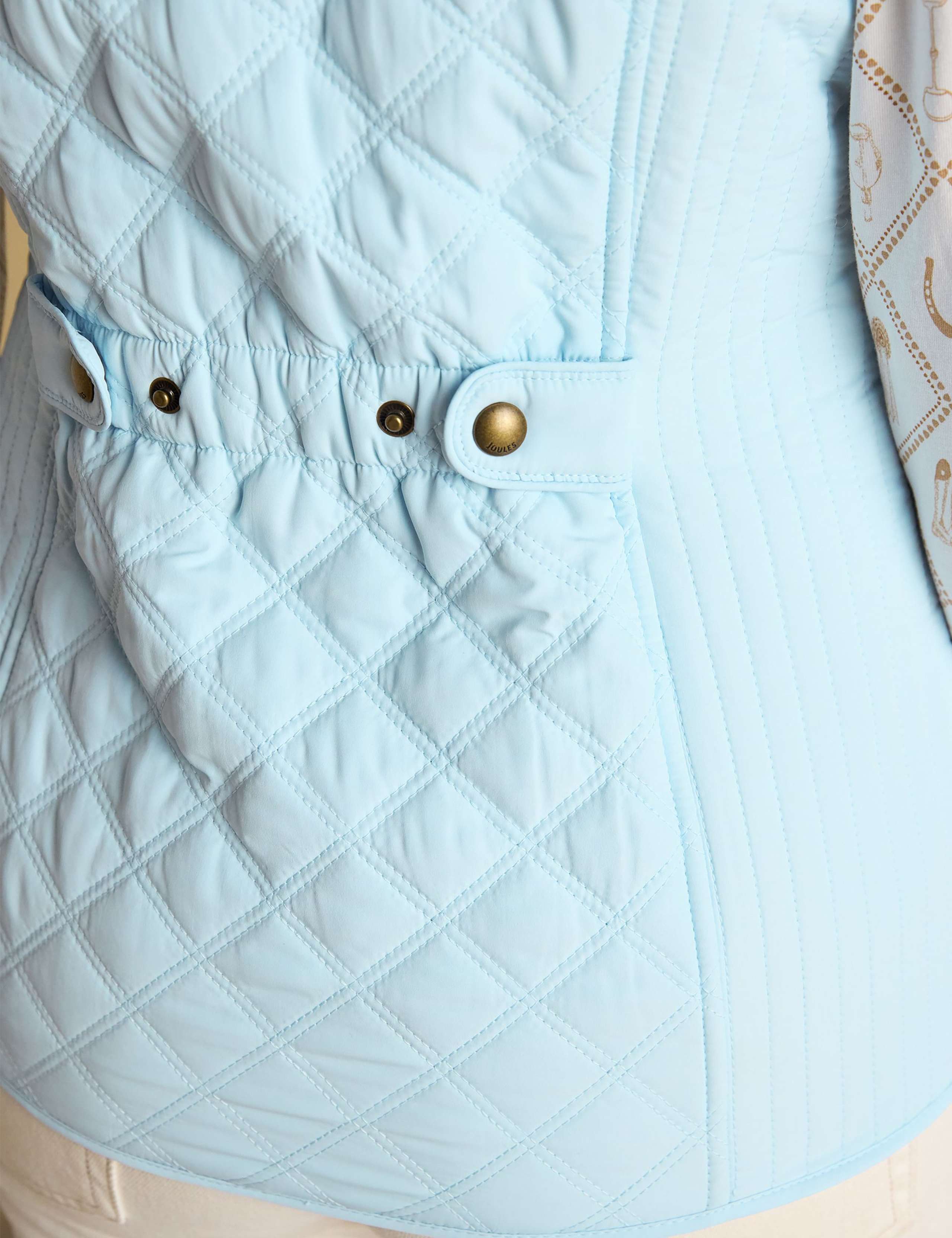 Showerproof Quilted Zip Through Gilet 9 of 9