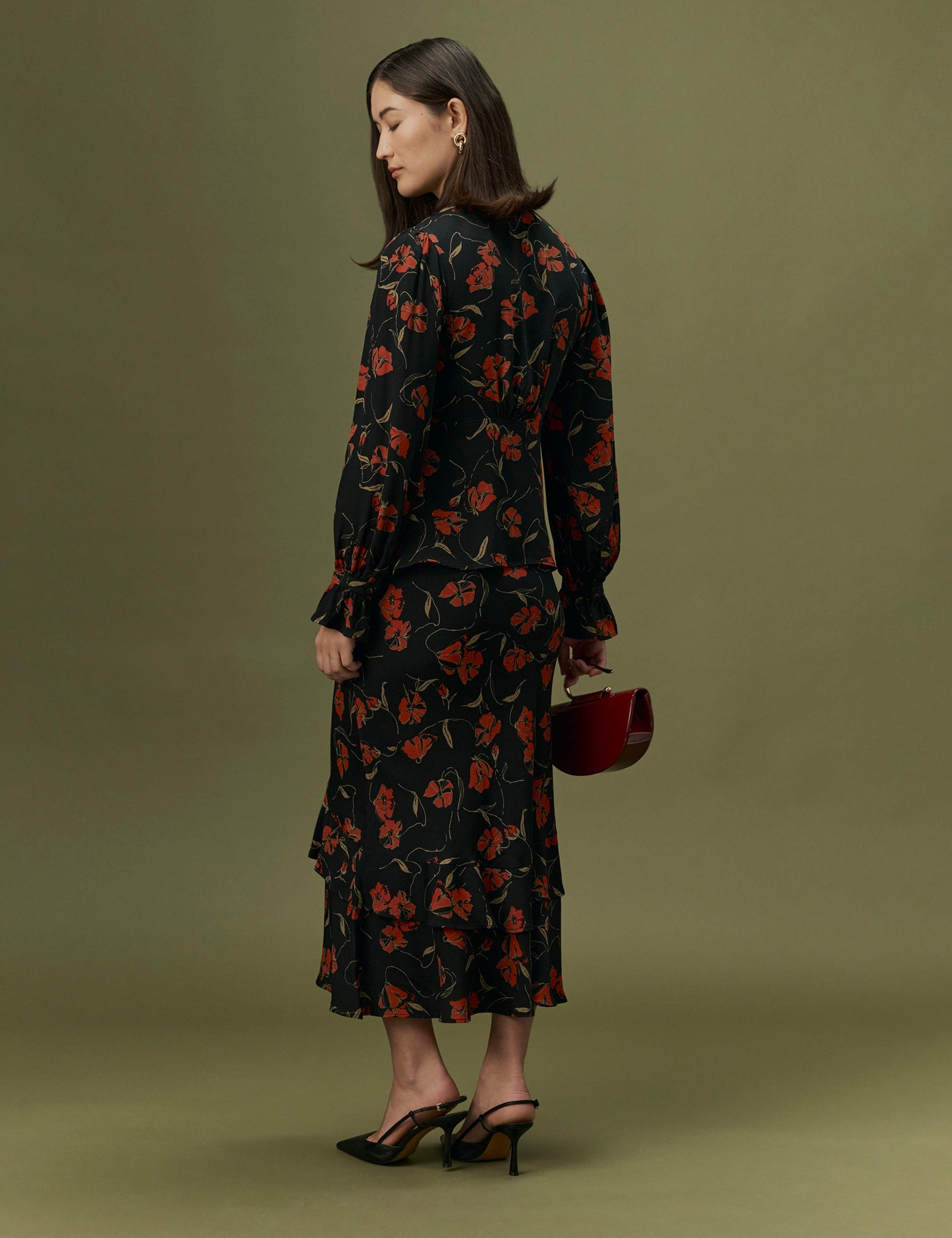 Crepe Floral Tie Neck Button Through Blouse 3 of 12
