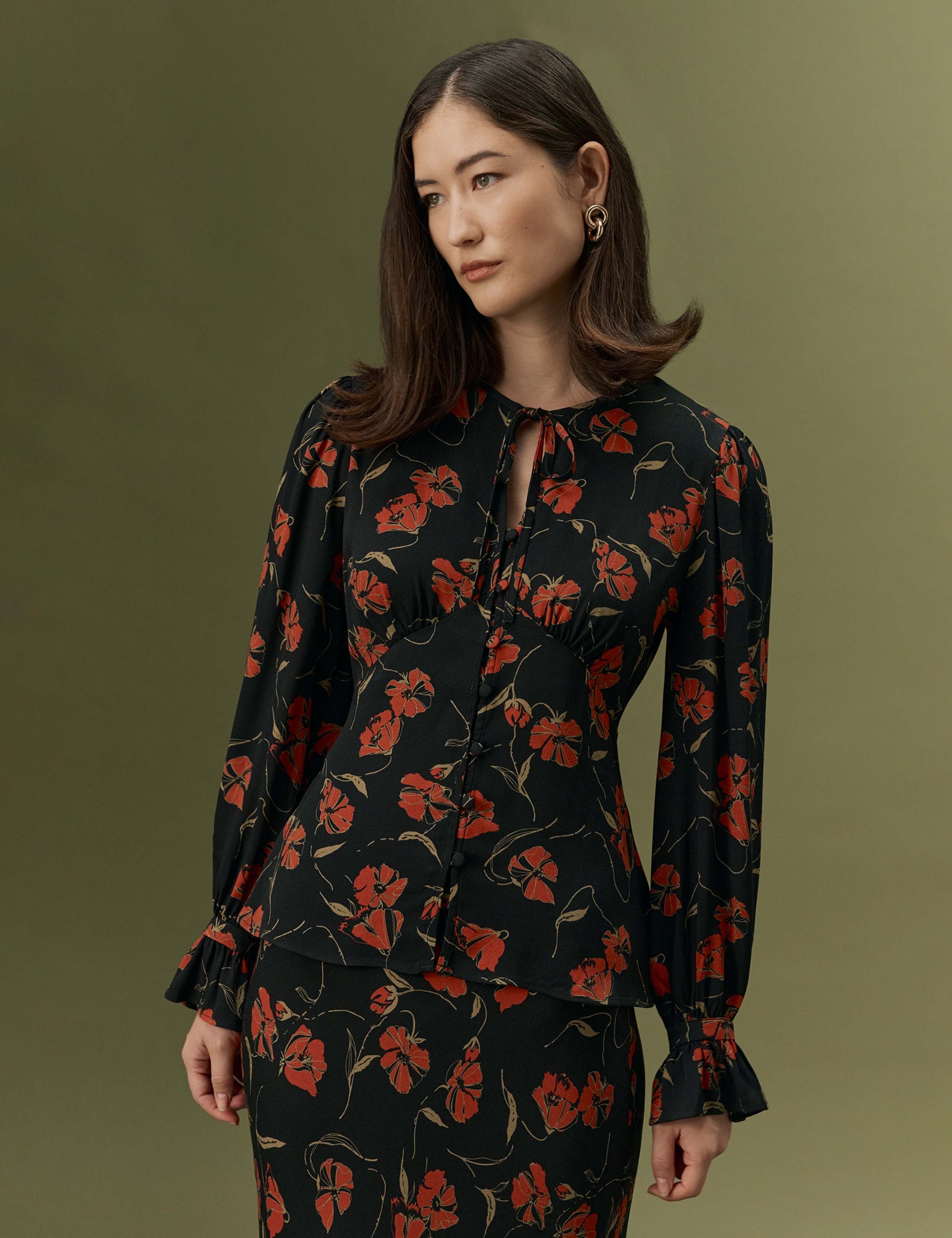 Crepe Floral Tie Neck Button Through Blouse 8 of 12