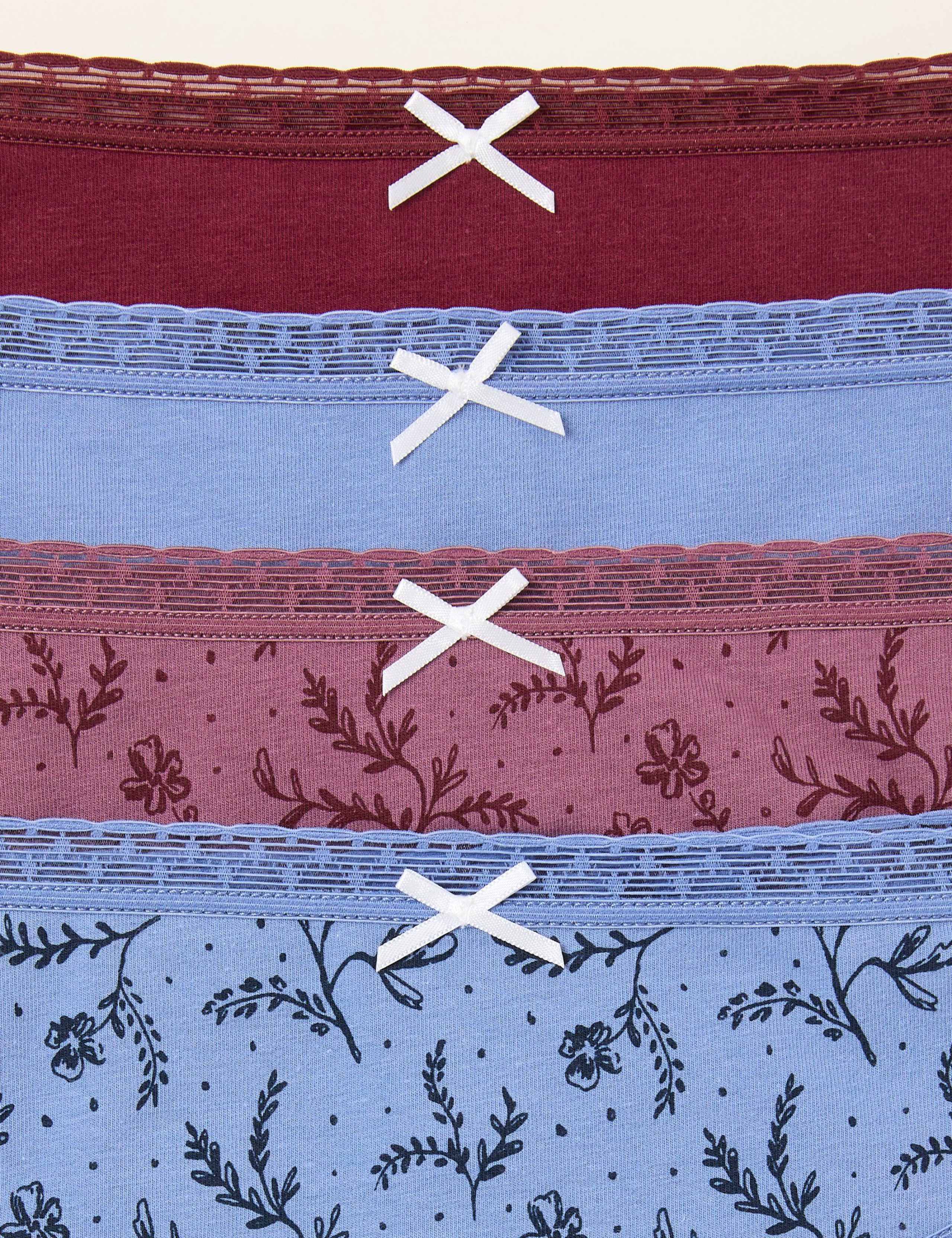 4pk Cotton Rich Floral Knickers 2 of 2
