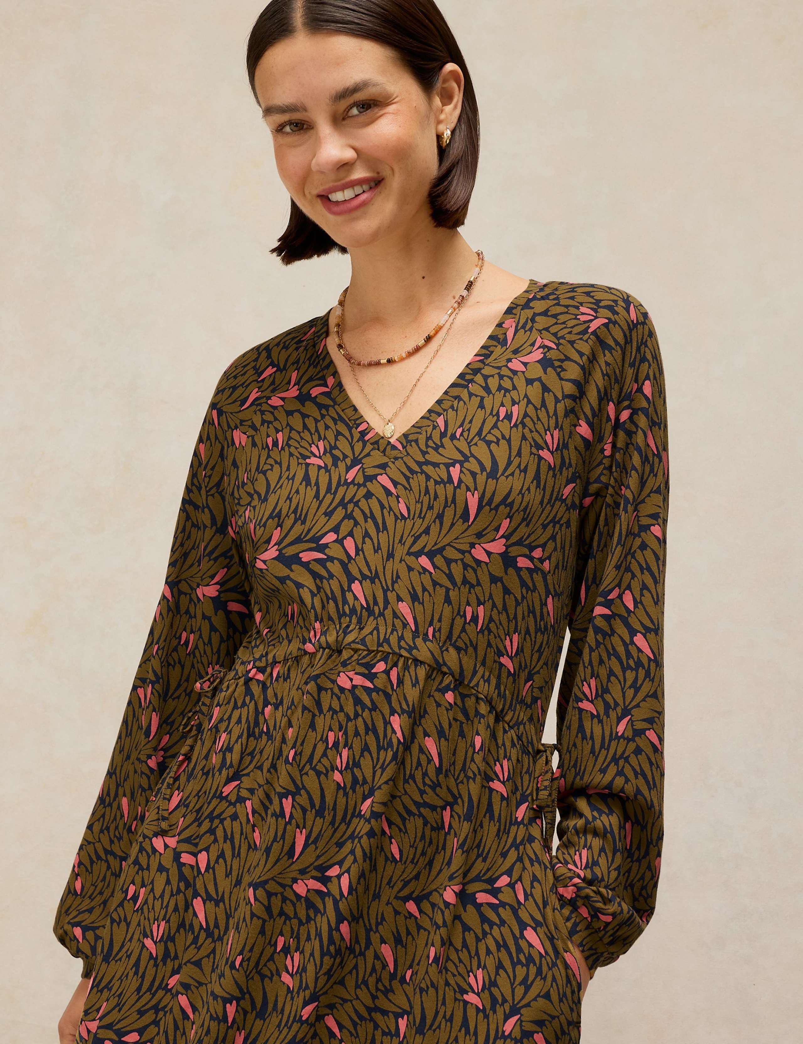 Jersey Printed V Neck Midaxi Tea Dress 4 of 6