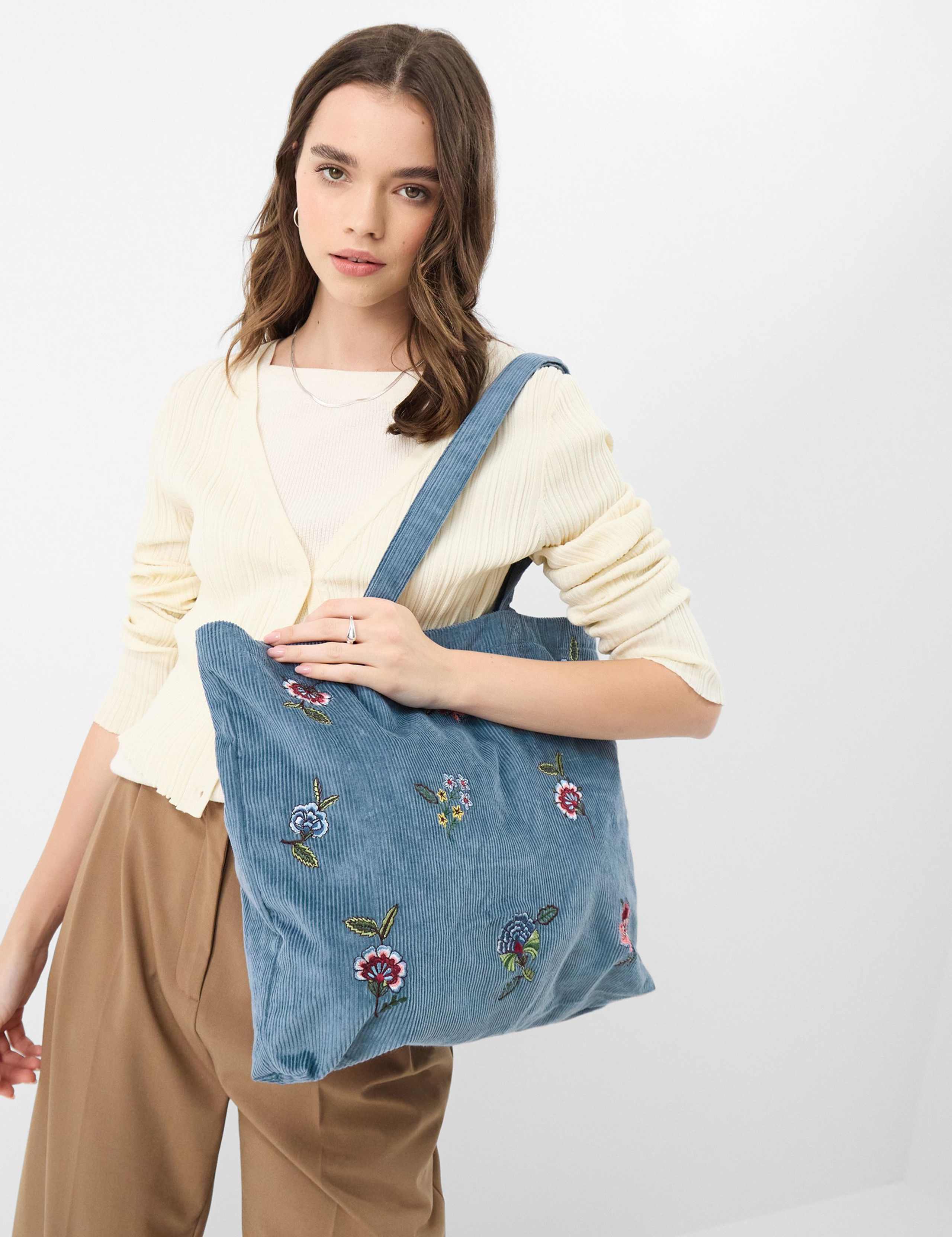 Cord Floral Tote Bag 3 of 5