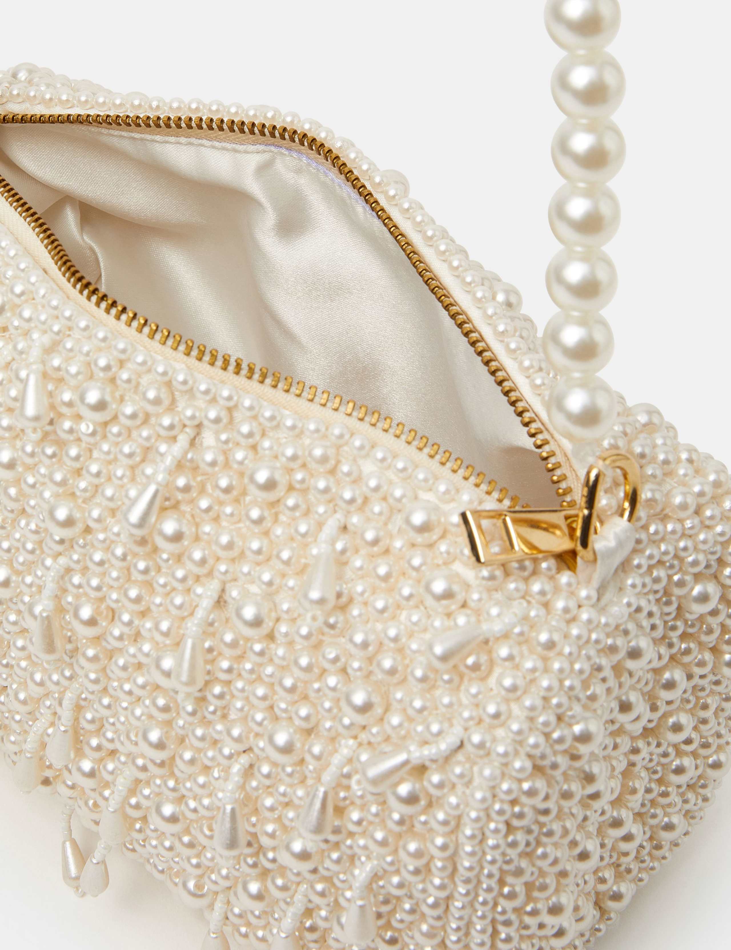 Beaded Shoulder Bag 4 of 5