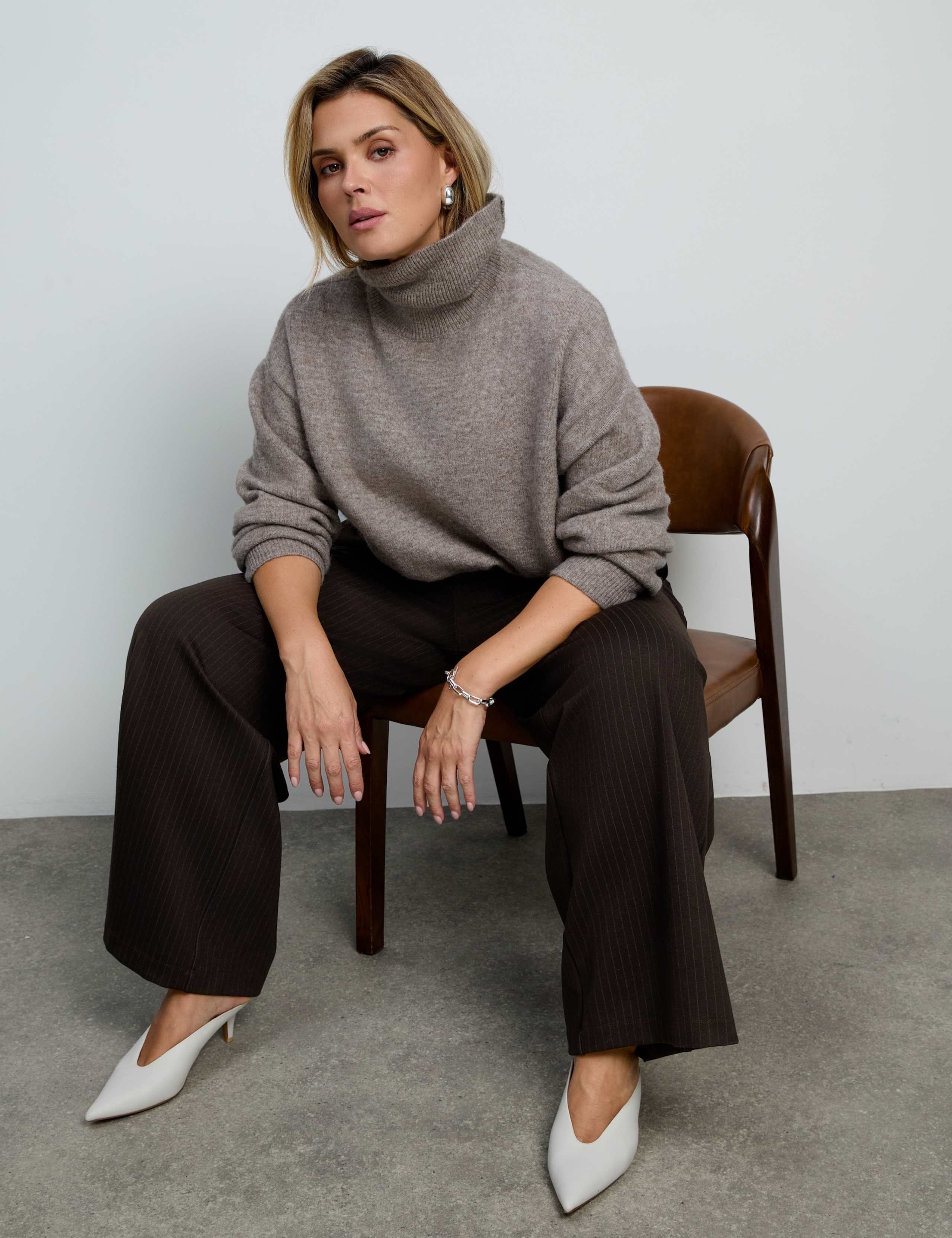 Striped Drawstring Wide Leg Trousers 2 of 5