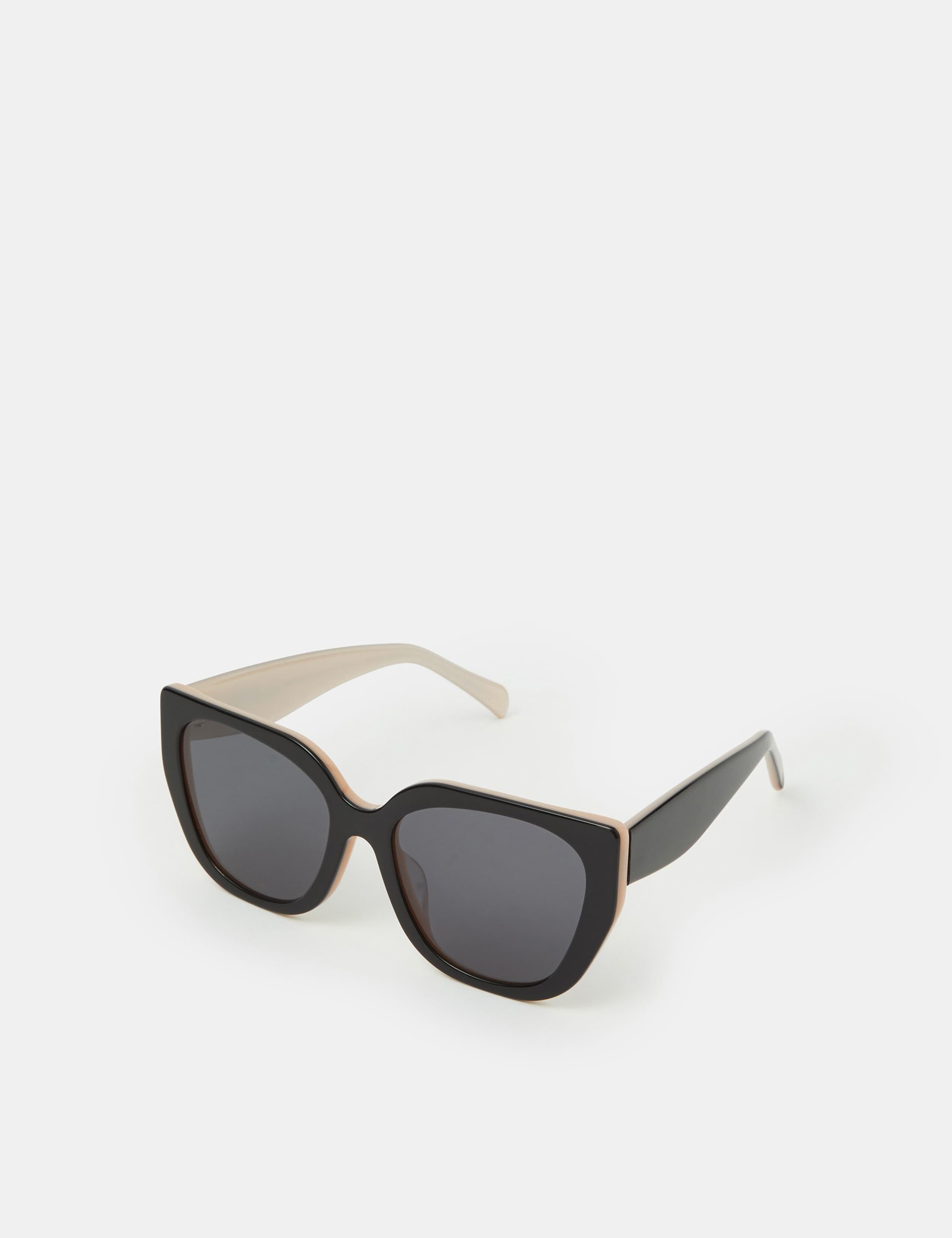 Square Sunglasses 2 of 4