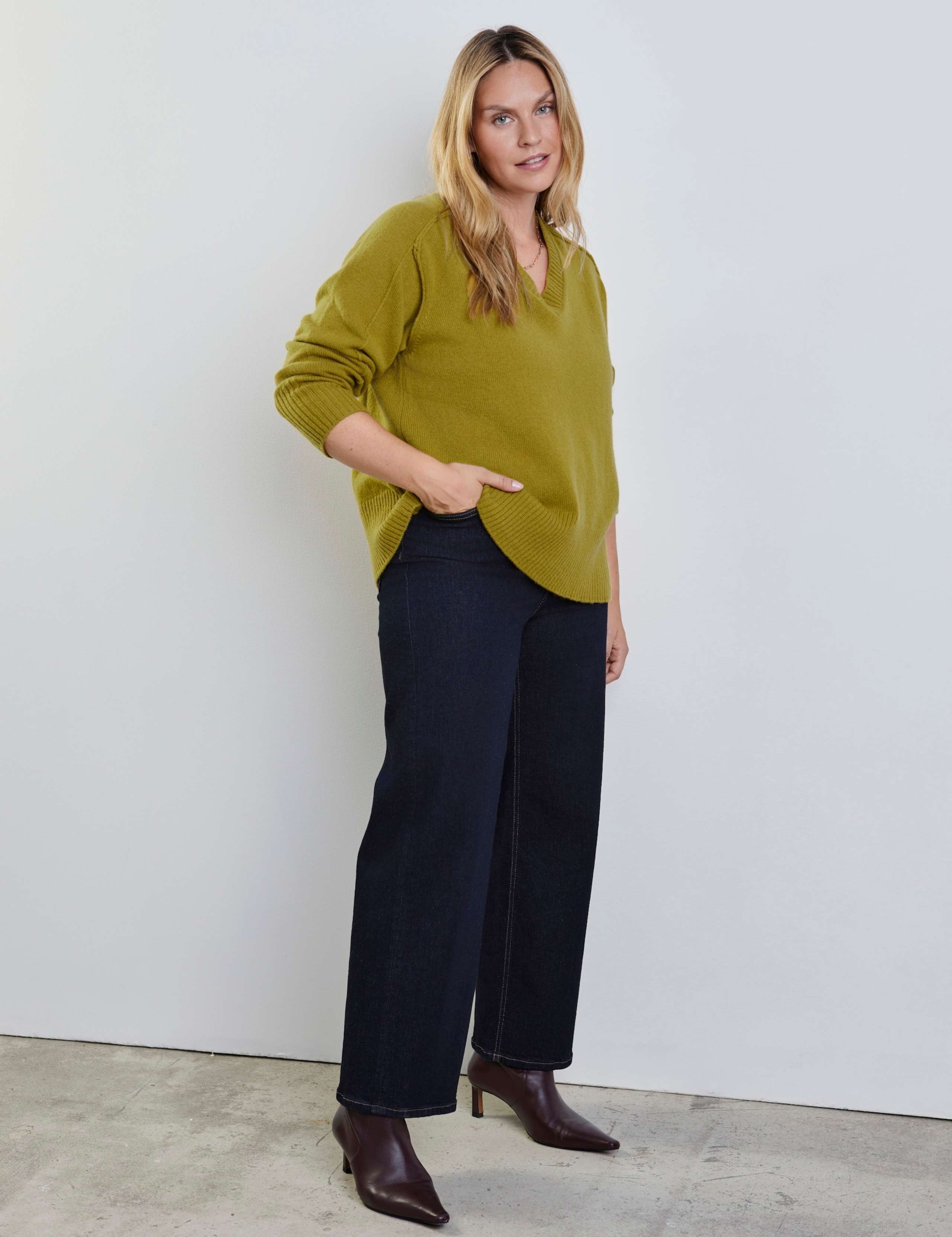 Pure Wool V-Neck Jumper 4 of 6