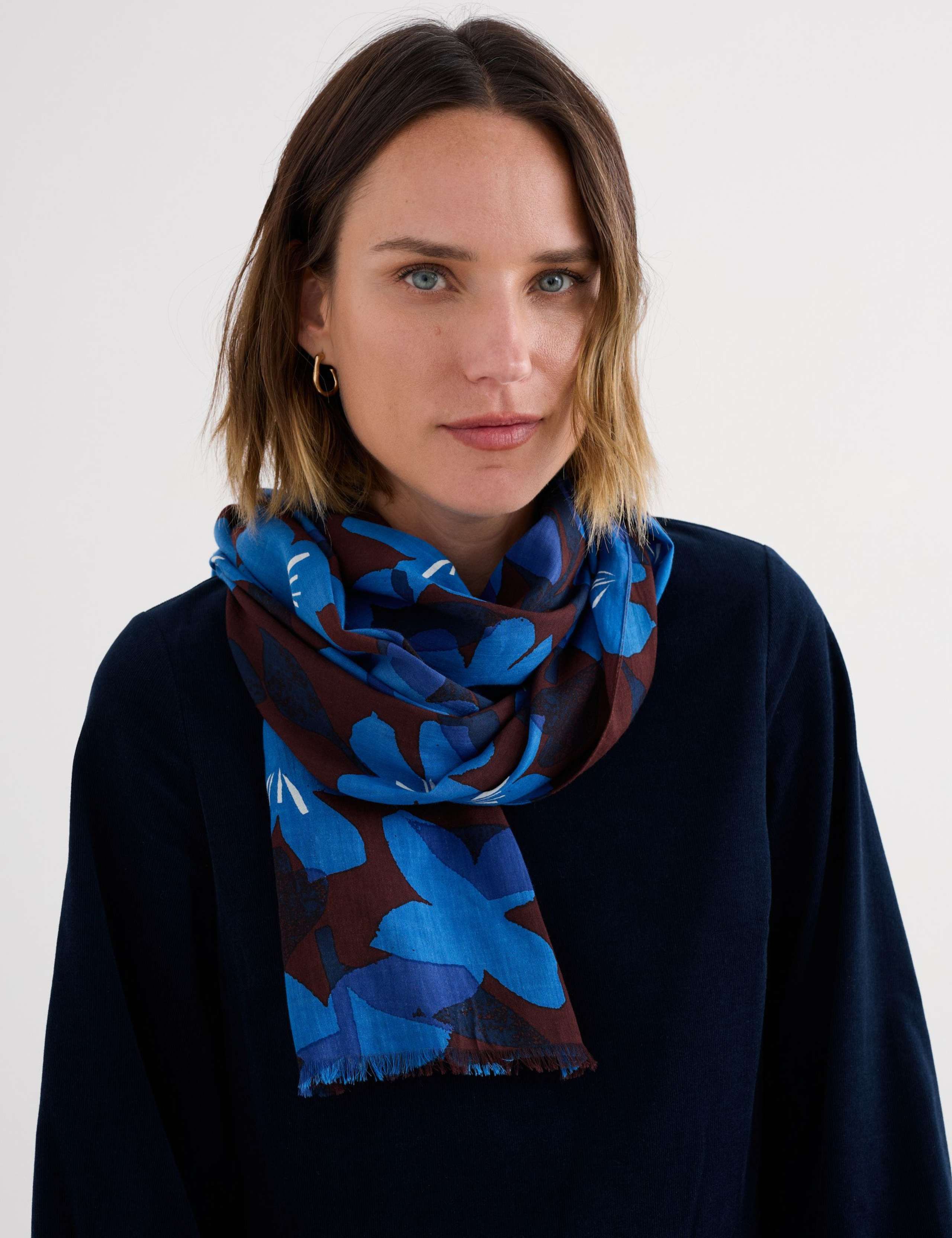 Cotton Blend Printed Floral Scarf 3 of 6