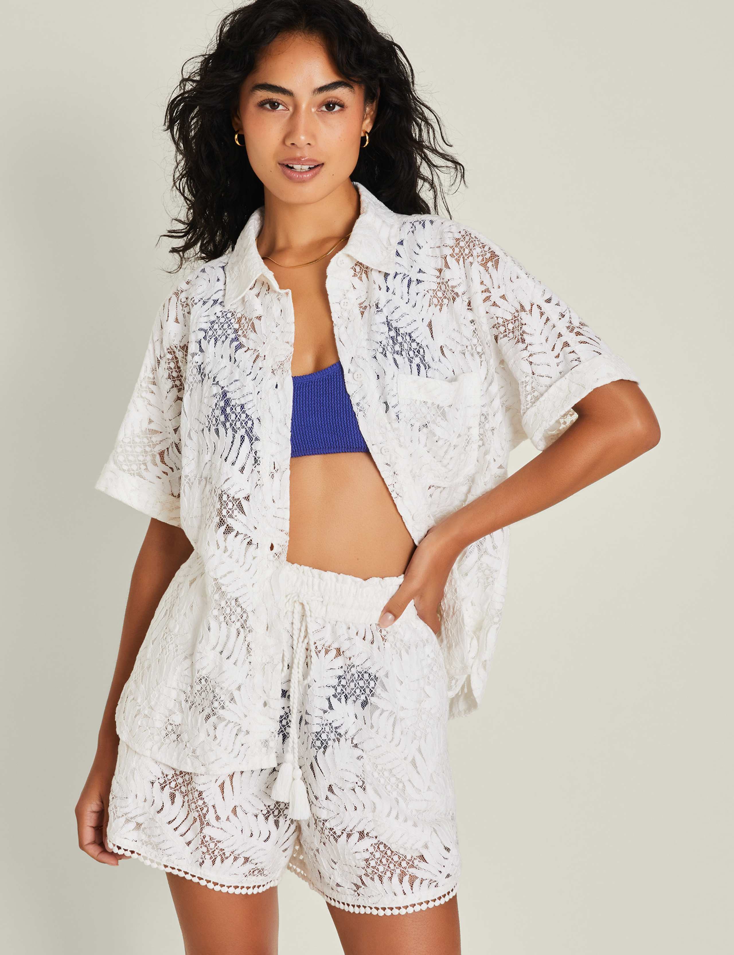 Cotton Rich Lace High Waisted Shorts 3 of 5