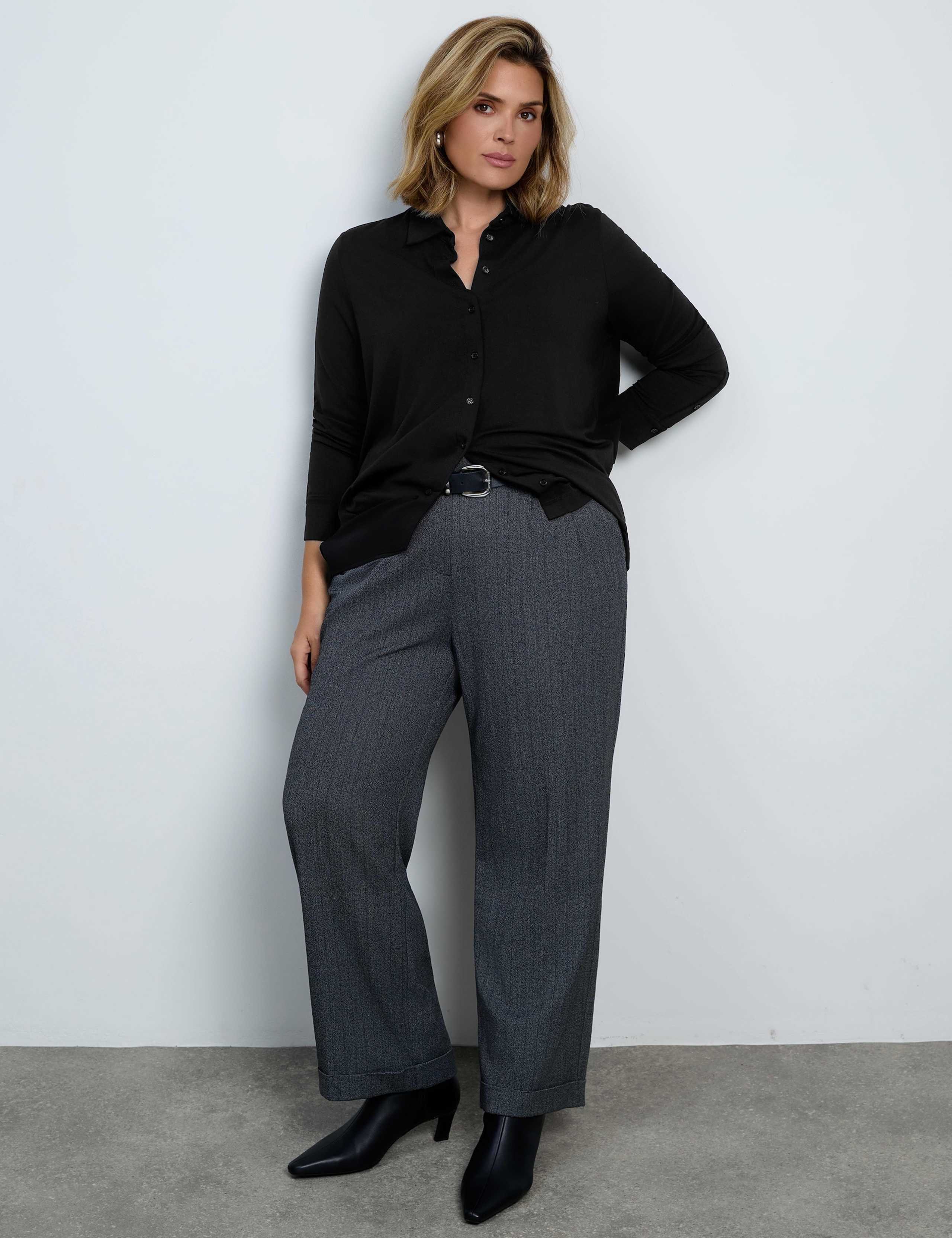 Curve Collared Button Through Shirt 2 of 5