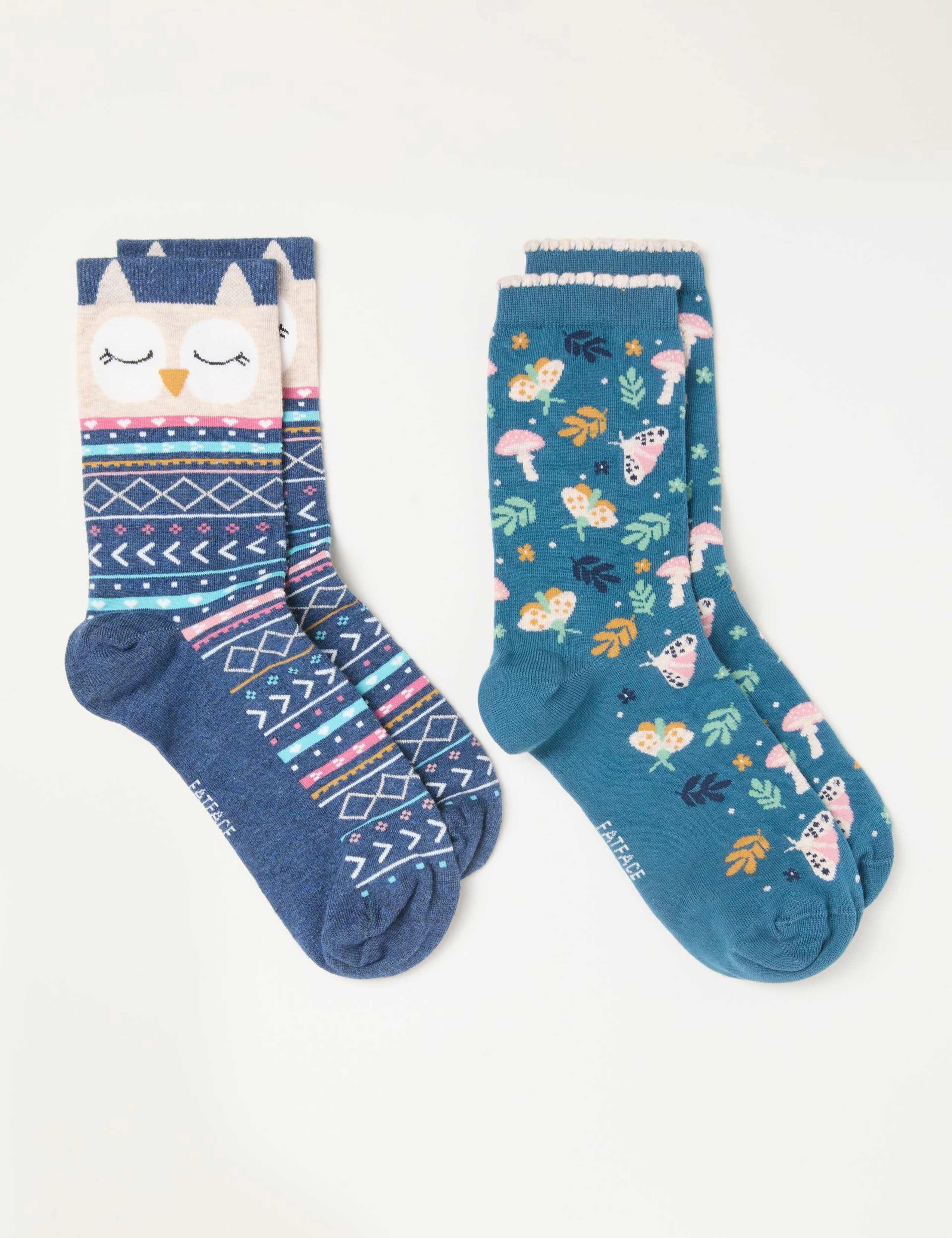 2pk Cotton Rich Trainer Socks 2 of 3