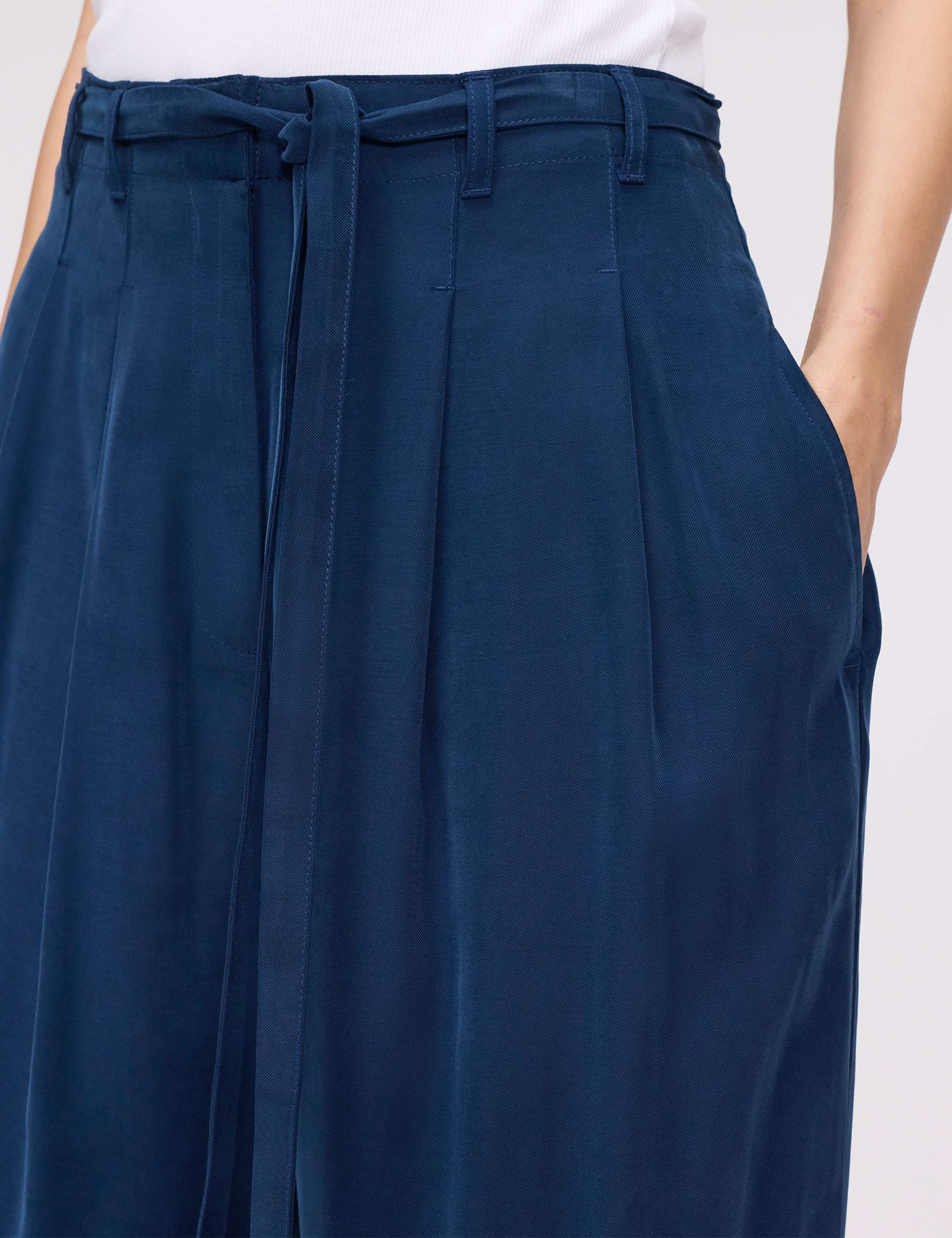 Wide Leg Trousers 4 of 7