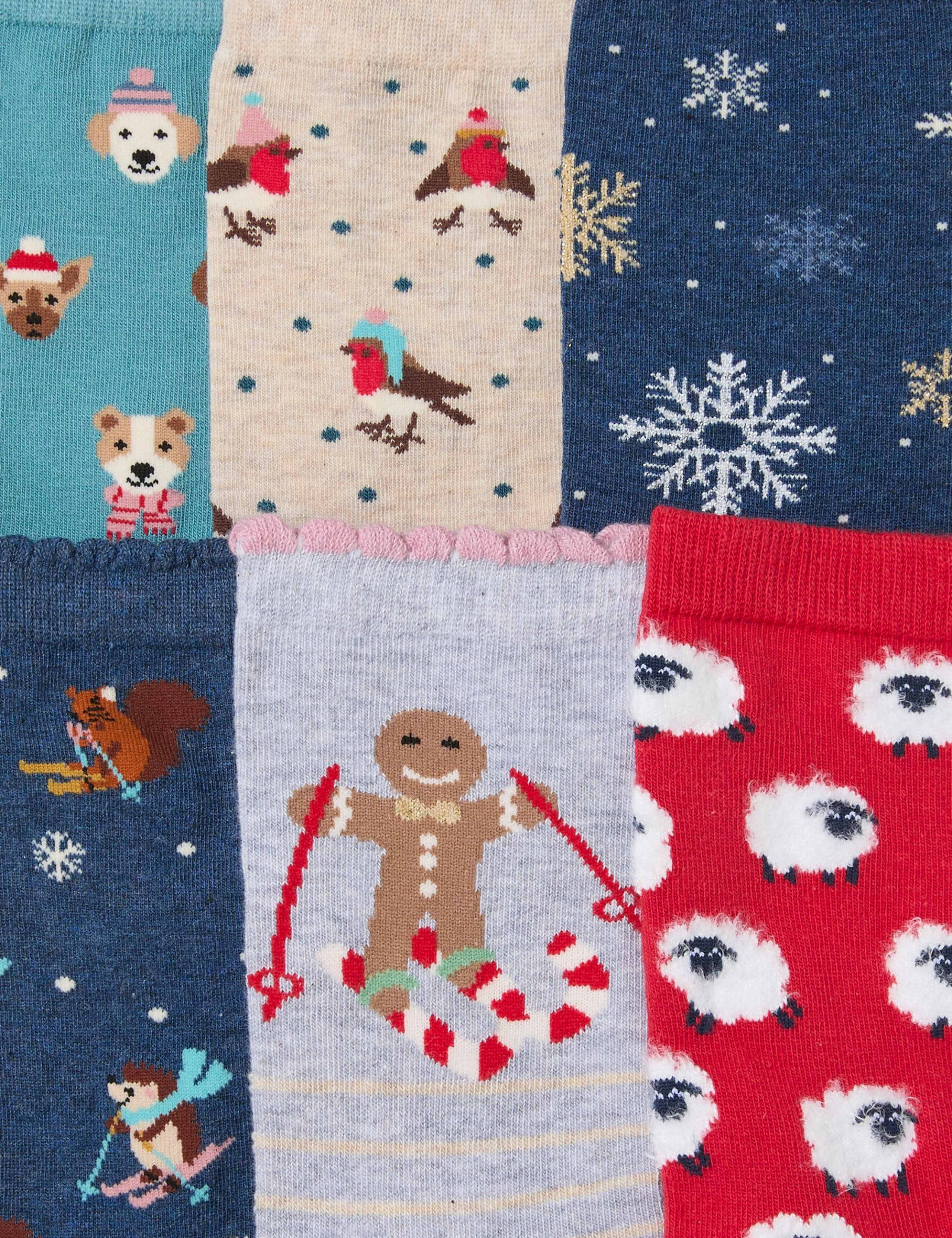12pk Cotton Rich Christmas Ankle High Socks 2 of 3