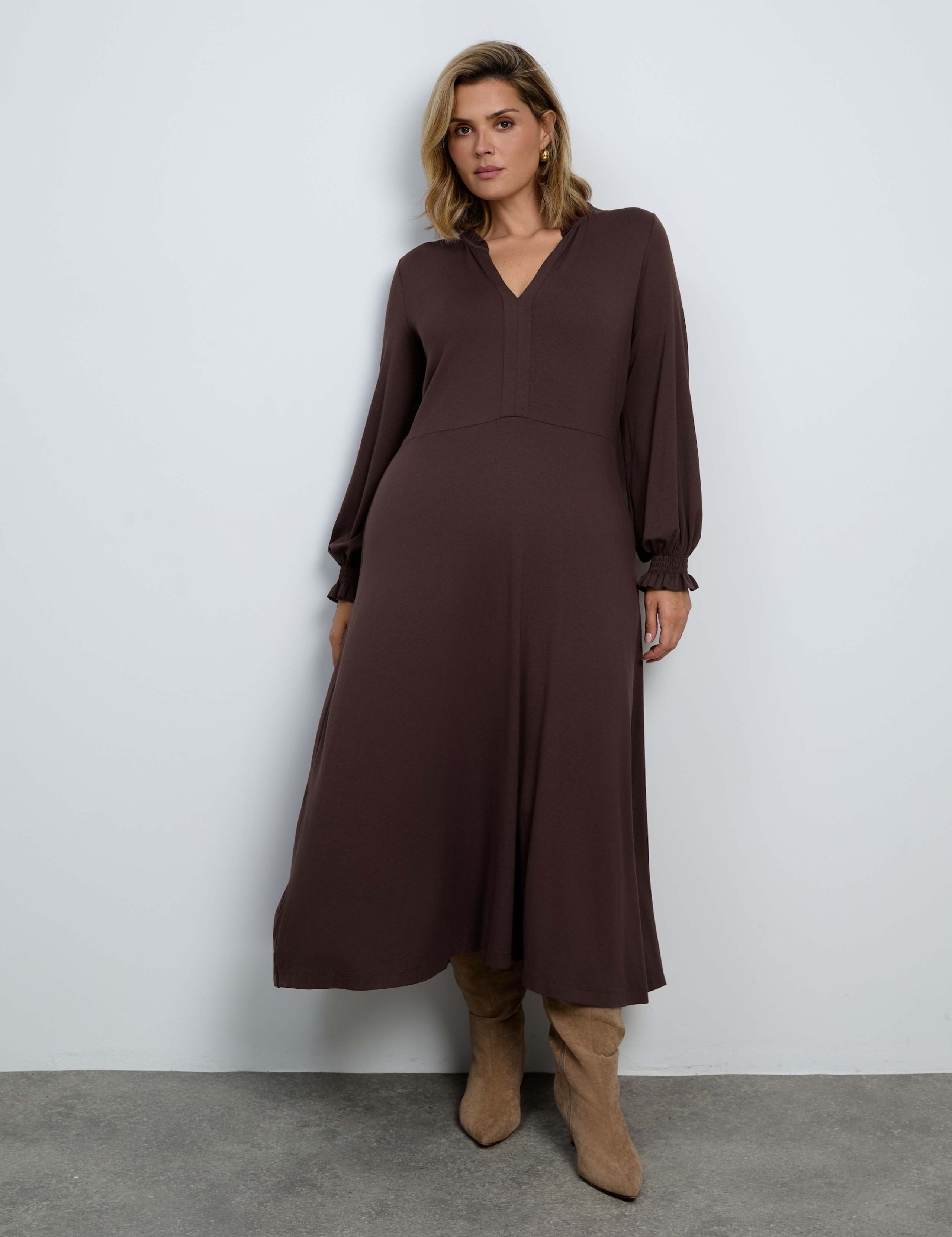 Jersey V-Neck Frill Detail Midaxi Tea Dress 2 of 5