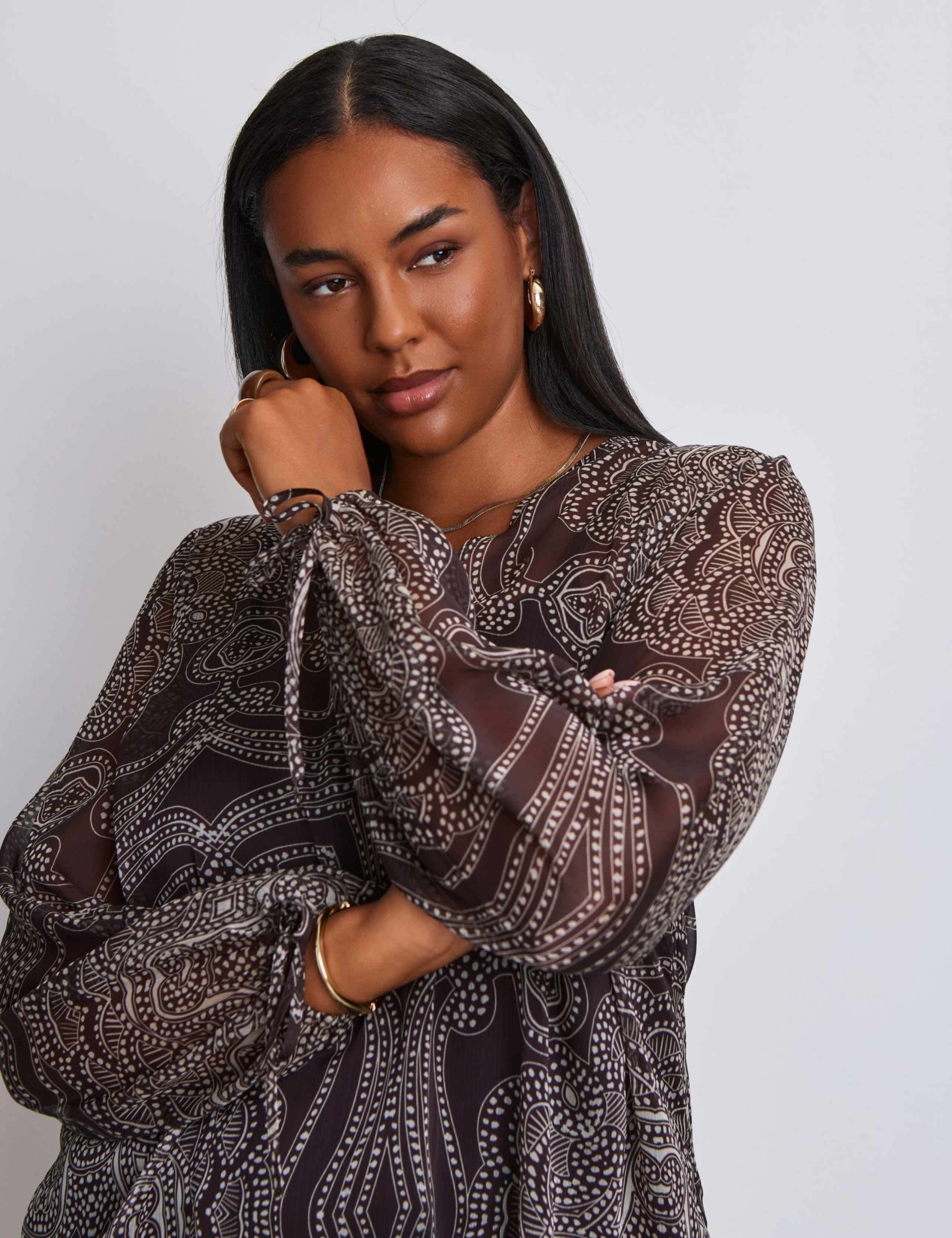 Printed V-Neck Blouse 3 of 4