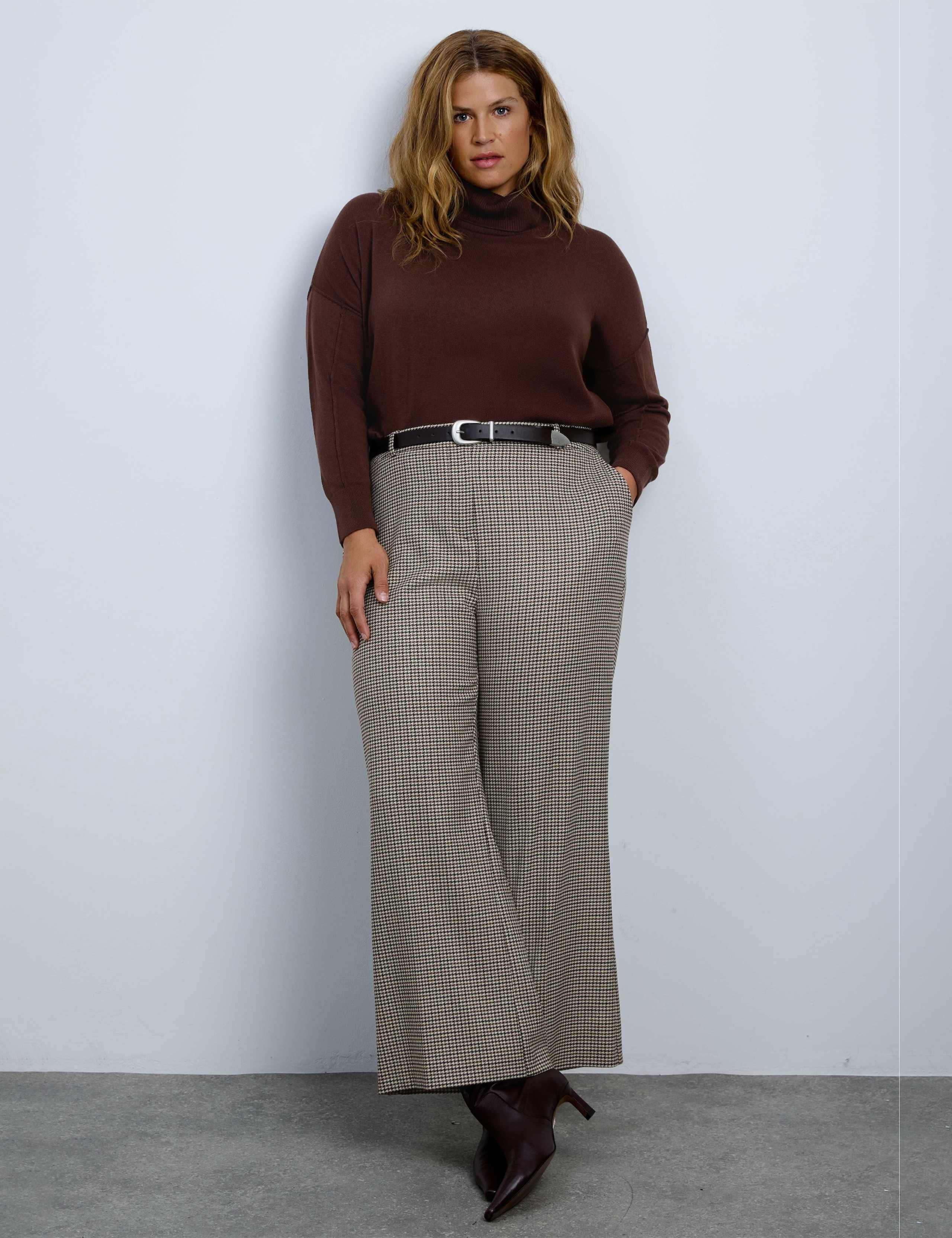 Houndstooth Straight Leg Trousers 5 of 6