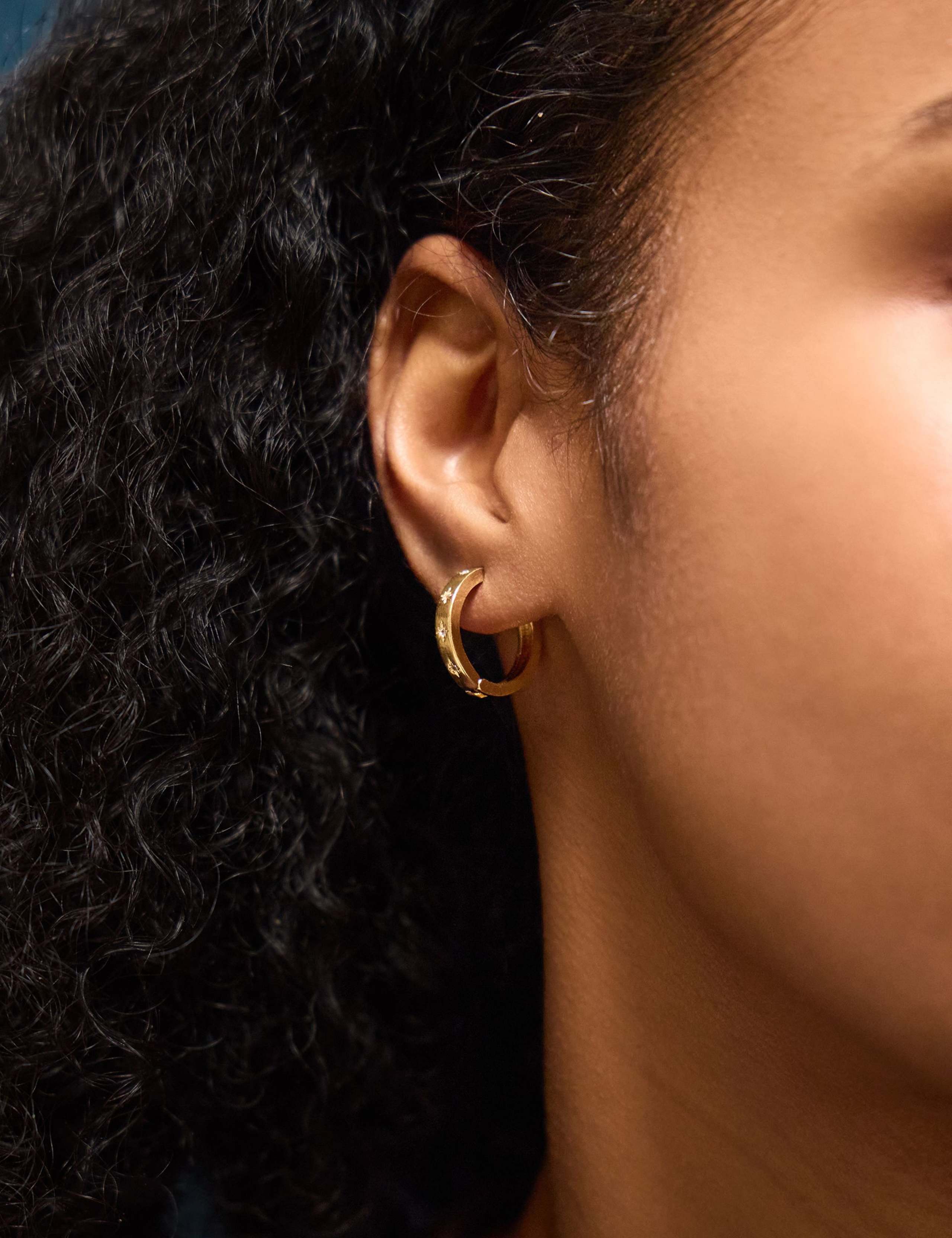 14ct Gold Plated Sparkle Star Hoop Earrings 1 of 3