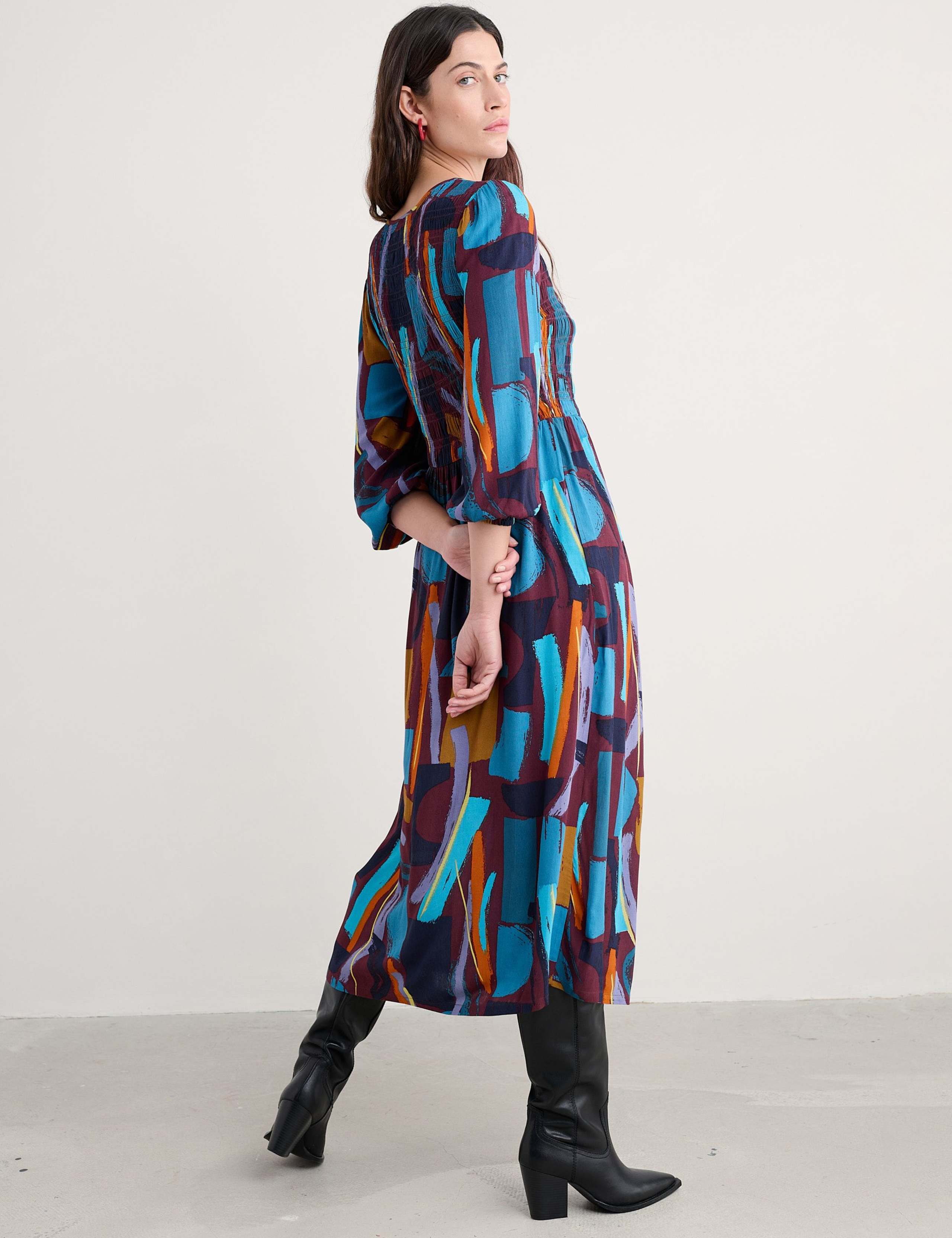 Geometric Shirred Midi Waisted Dress 4 of 5