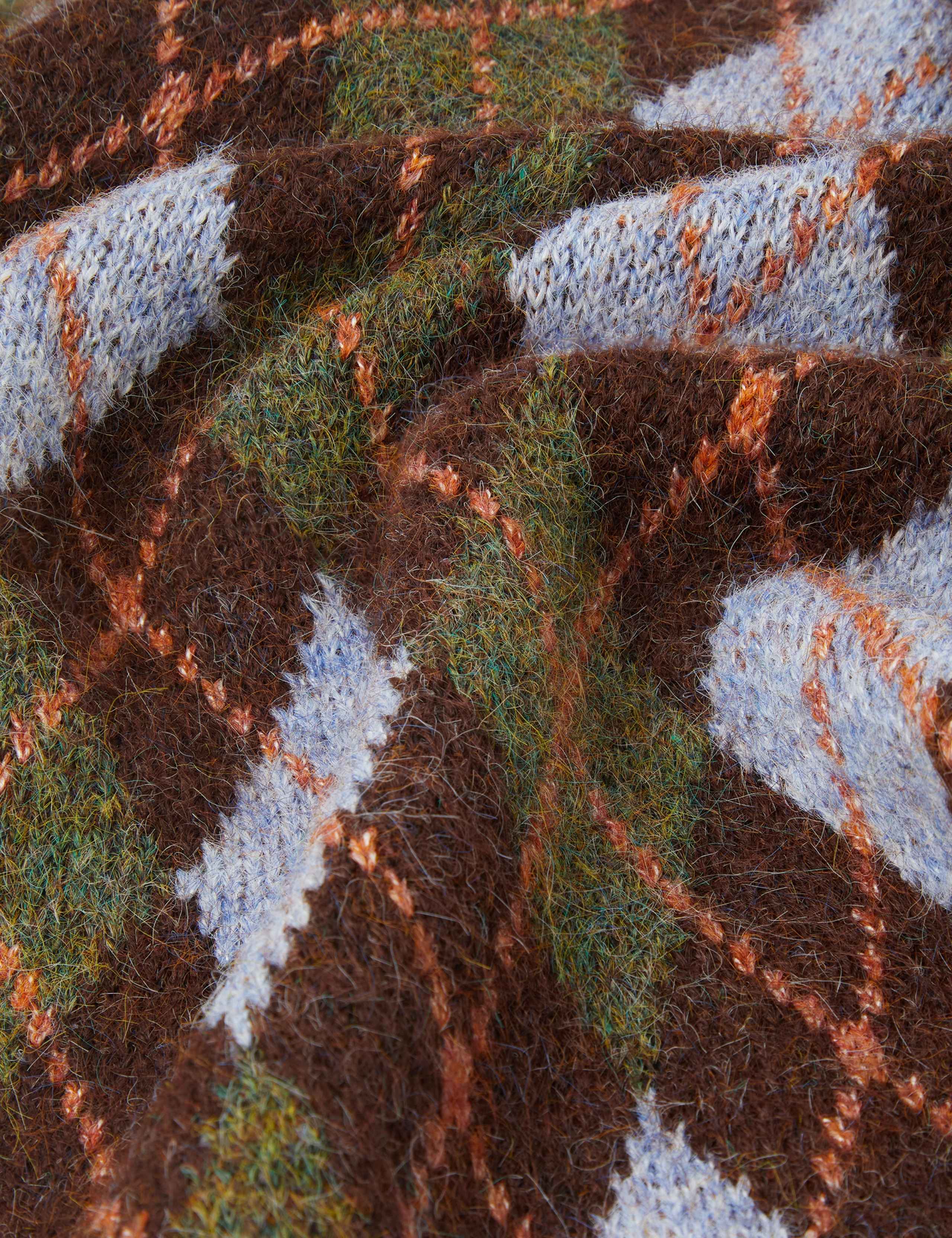 Argyle Knitted Triangle Scarf with Wool 2 of 2