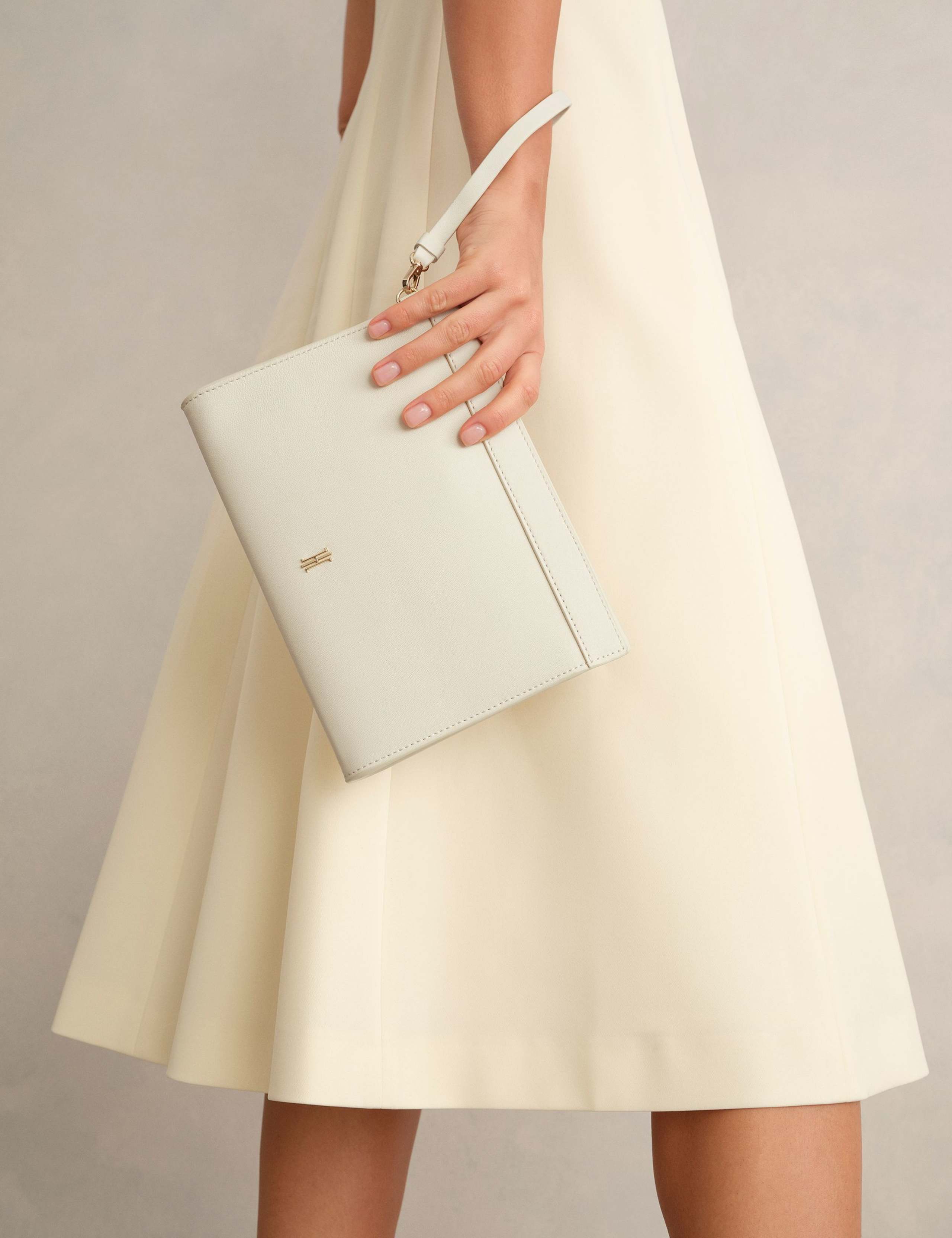 Leather Bracelet Handle Clutch Bag 4 of 4