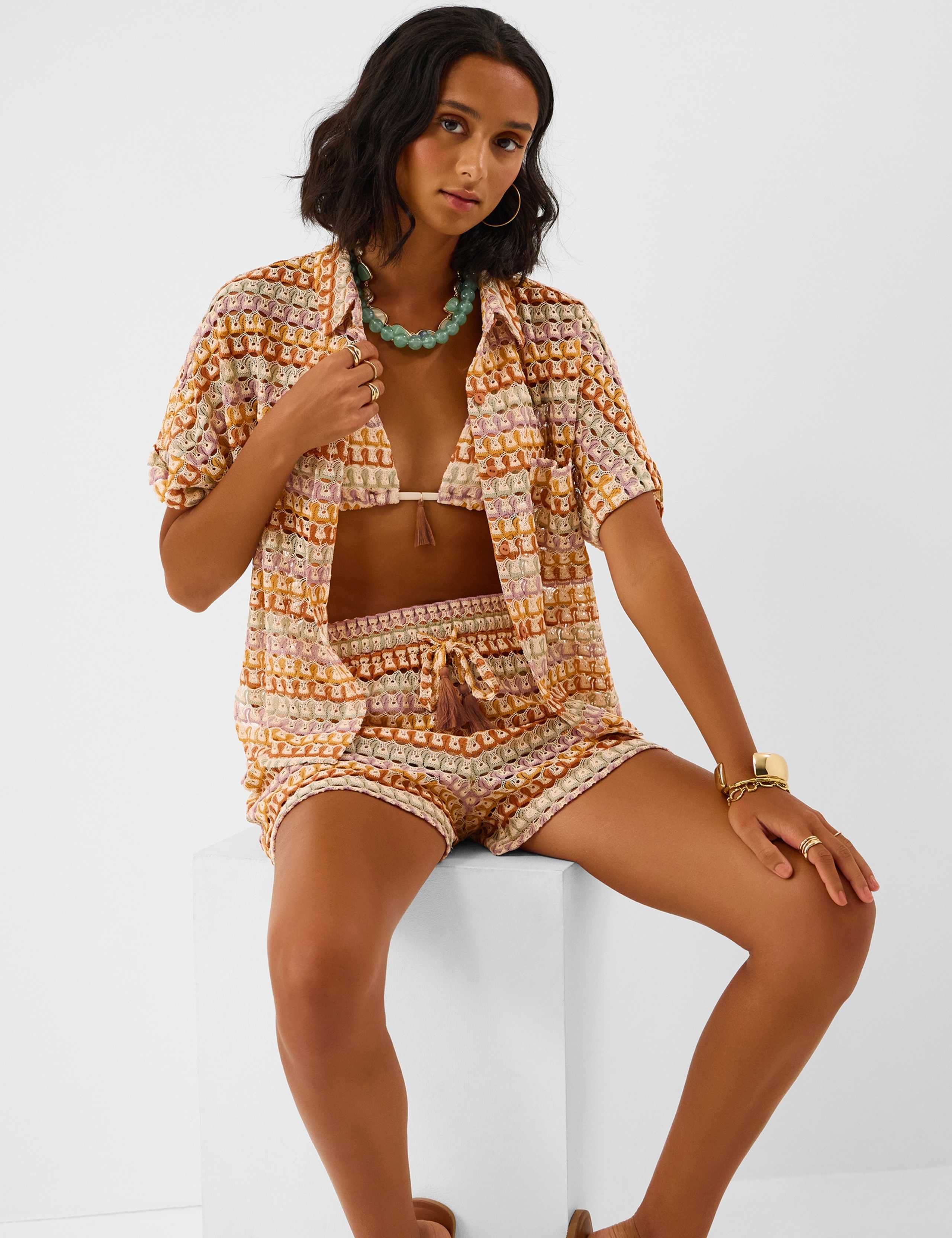 High Waisted Woven Shorts 3 of 5