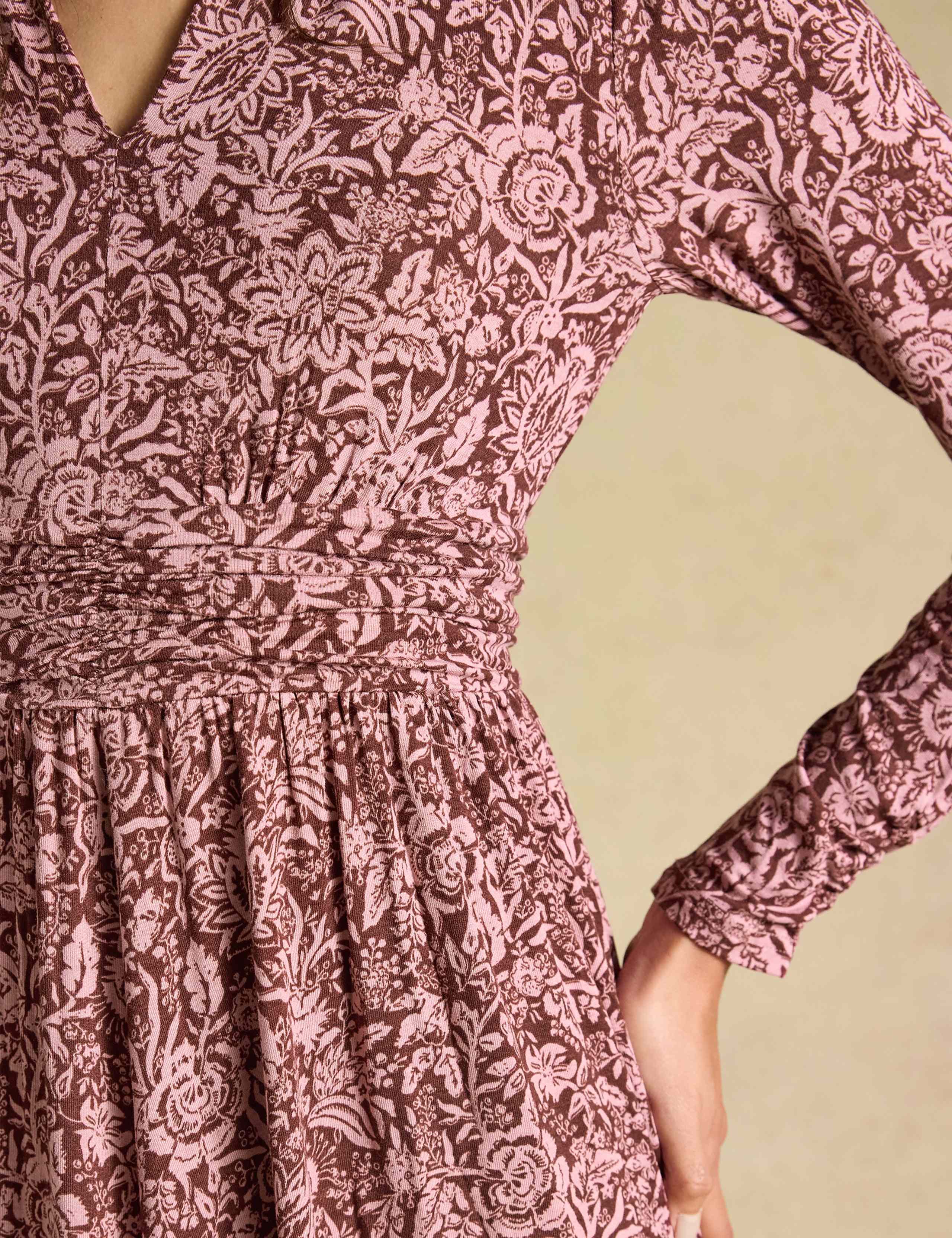Jersey Floral V-Neck Midi Tea Dress 7 of 8