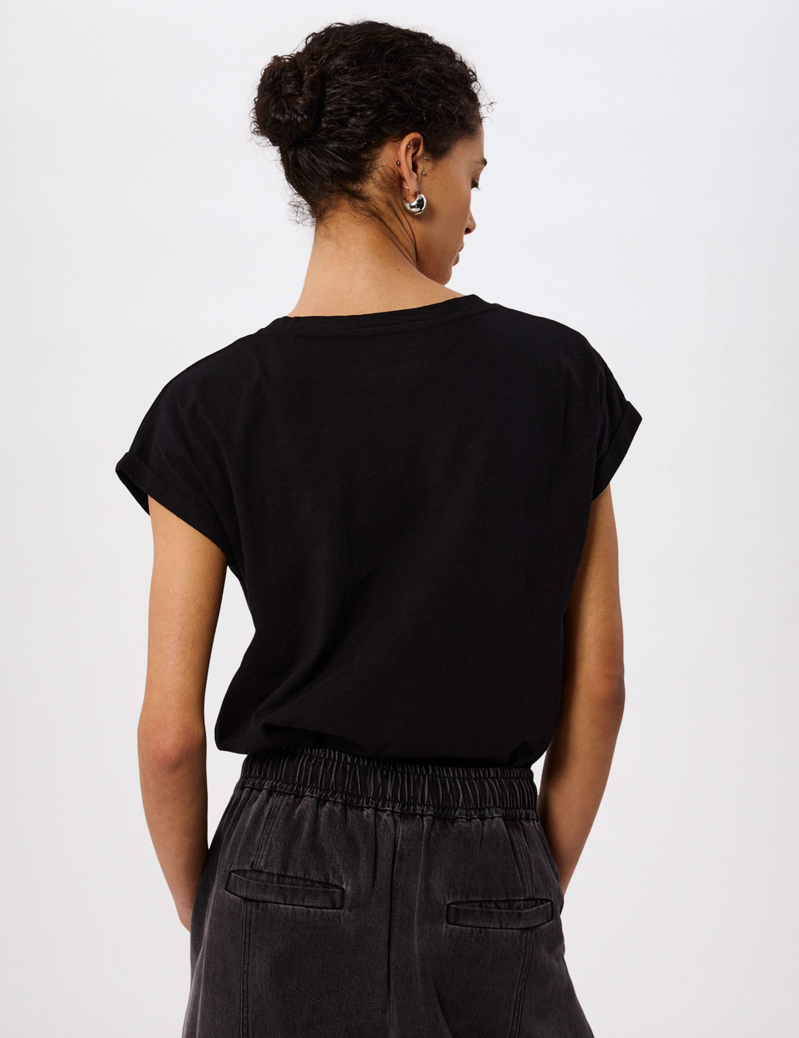 Willa Pure Cotton V-Neck T-Shirt 5 of 5
