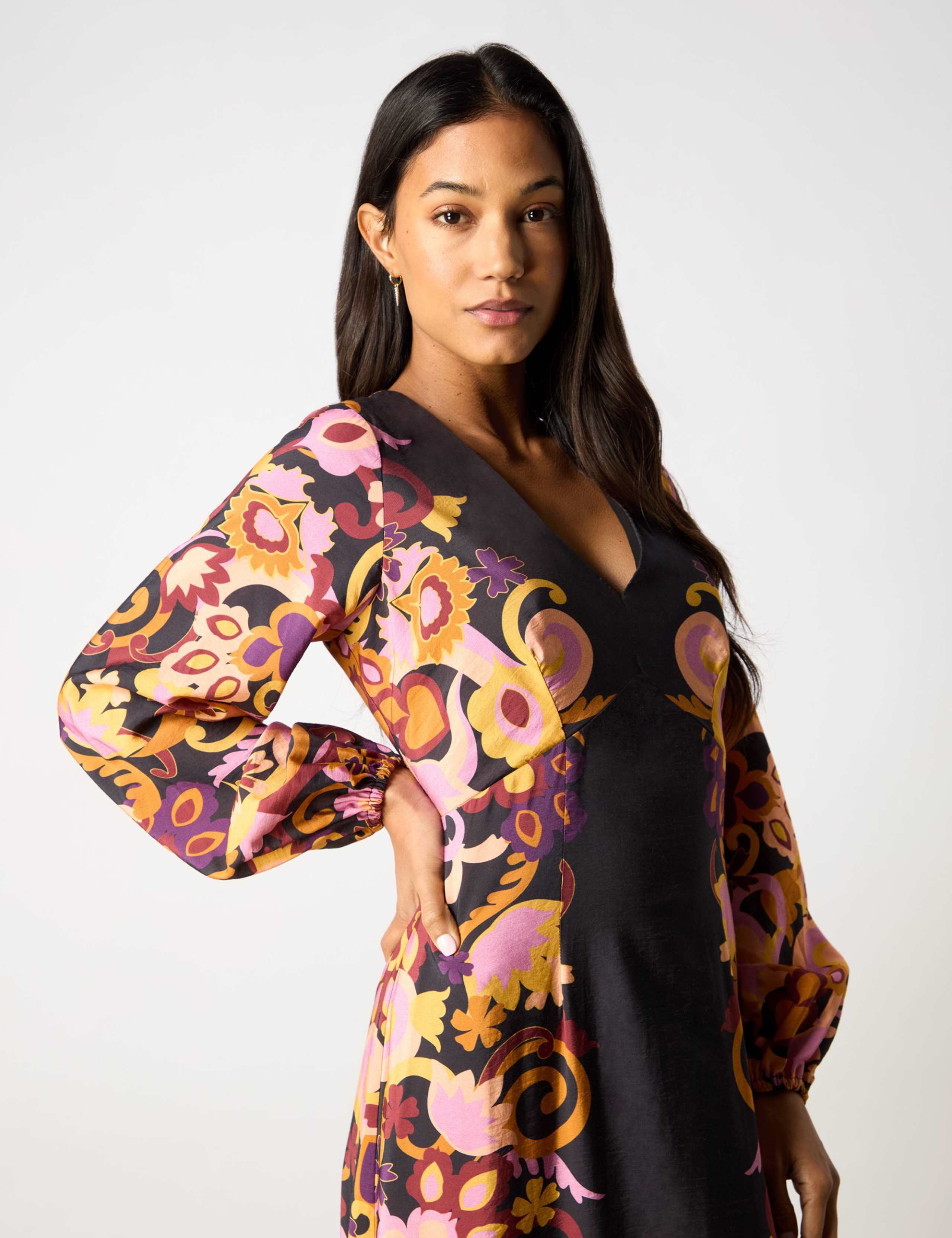Floral V-Neck Blouson Sleeve Maxi Waisted Dress 4 of 7
