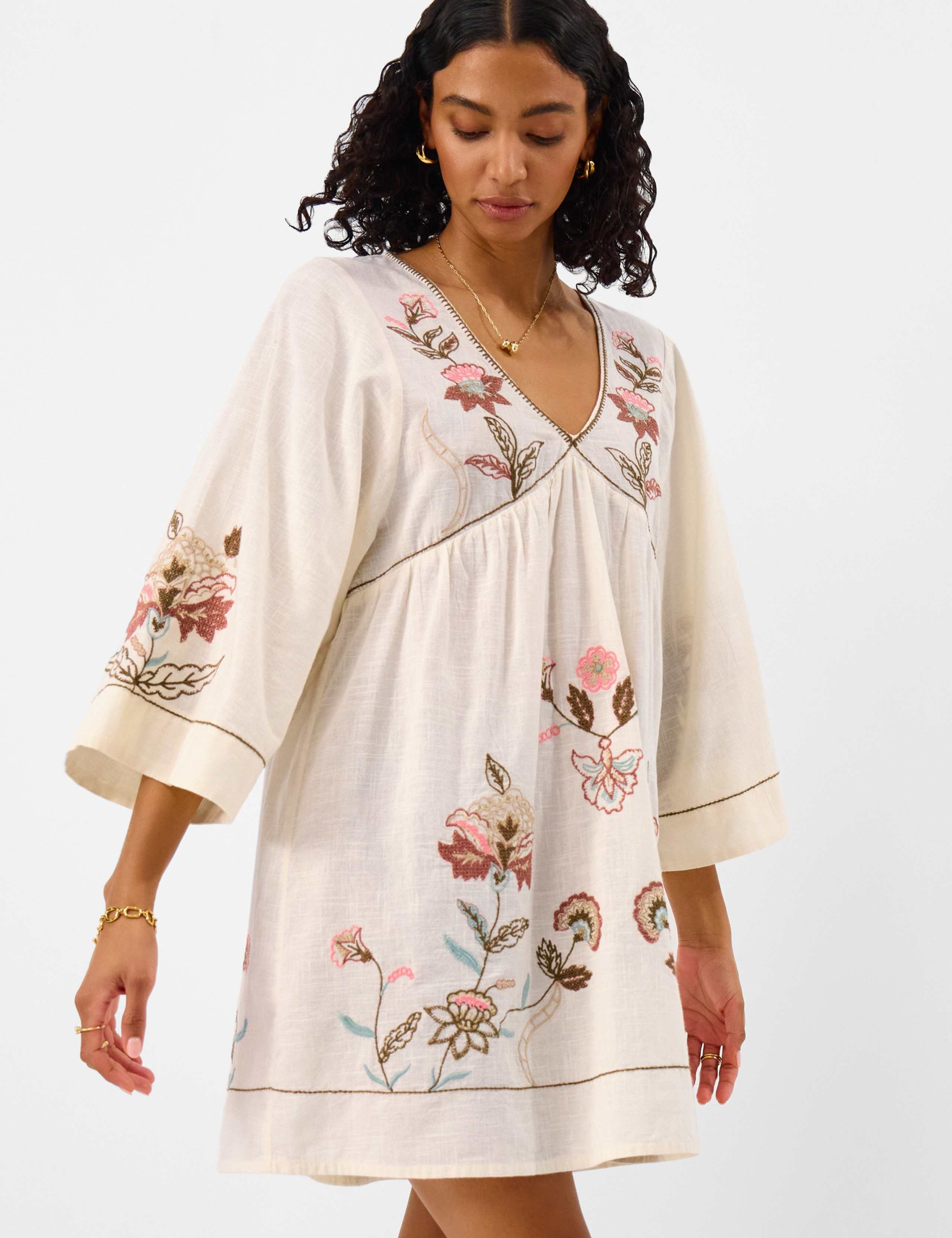 Pure Cotton Statement Embellished Kaftan 3 of 5