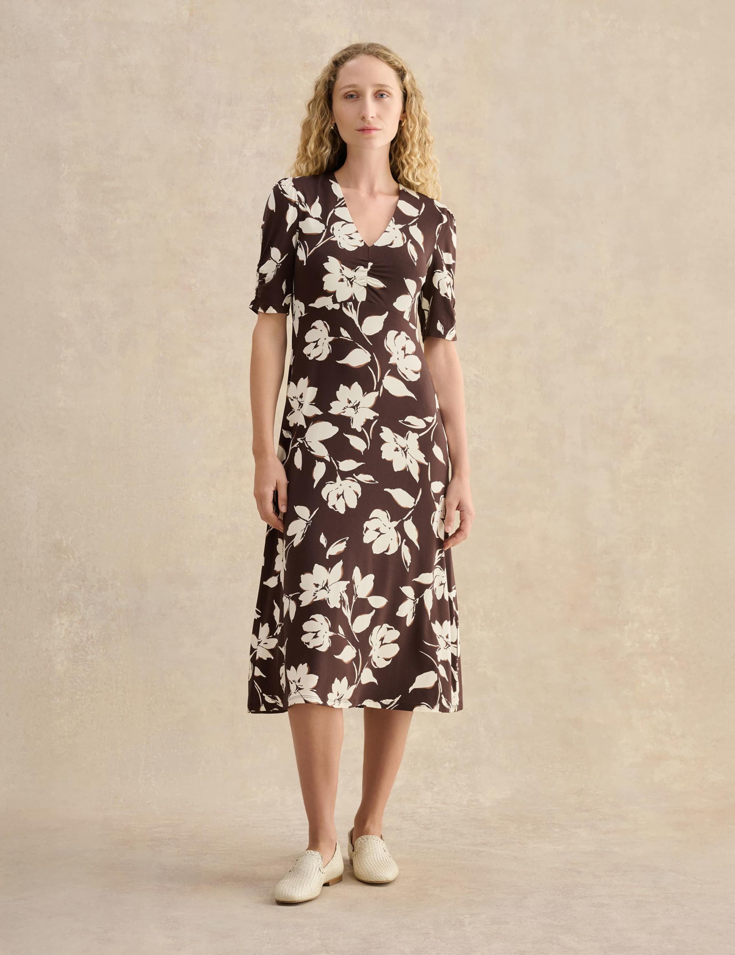 Jersey Floral V-Neck Skater Dress 1 of 5