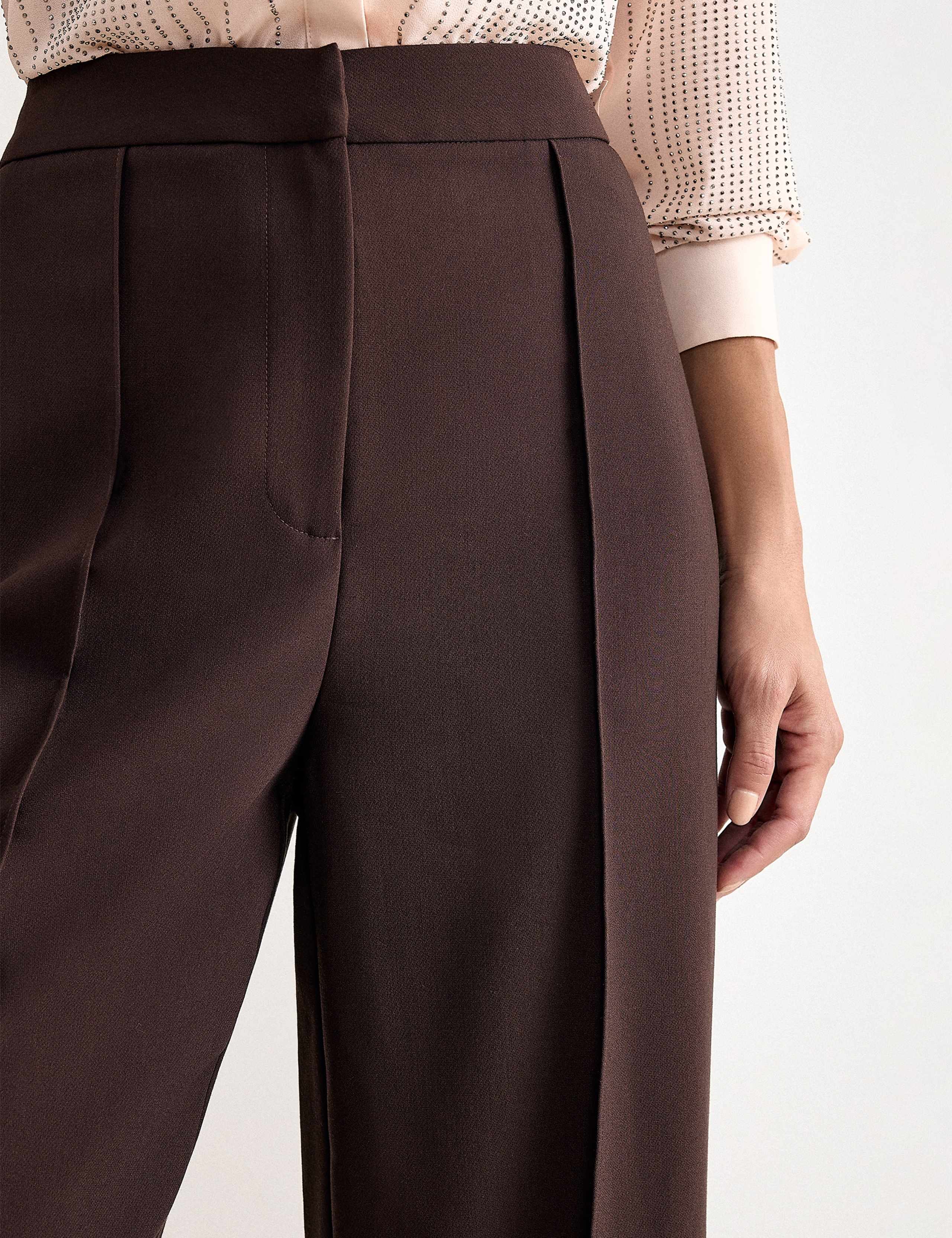 Pleat Front Patch Pocket Wide Leg Trousers 5 of 8