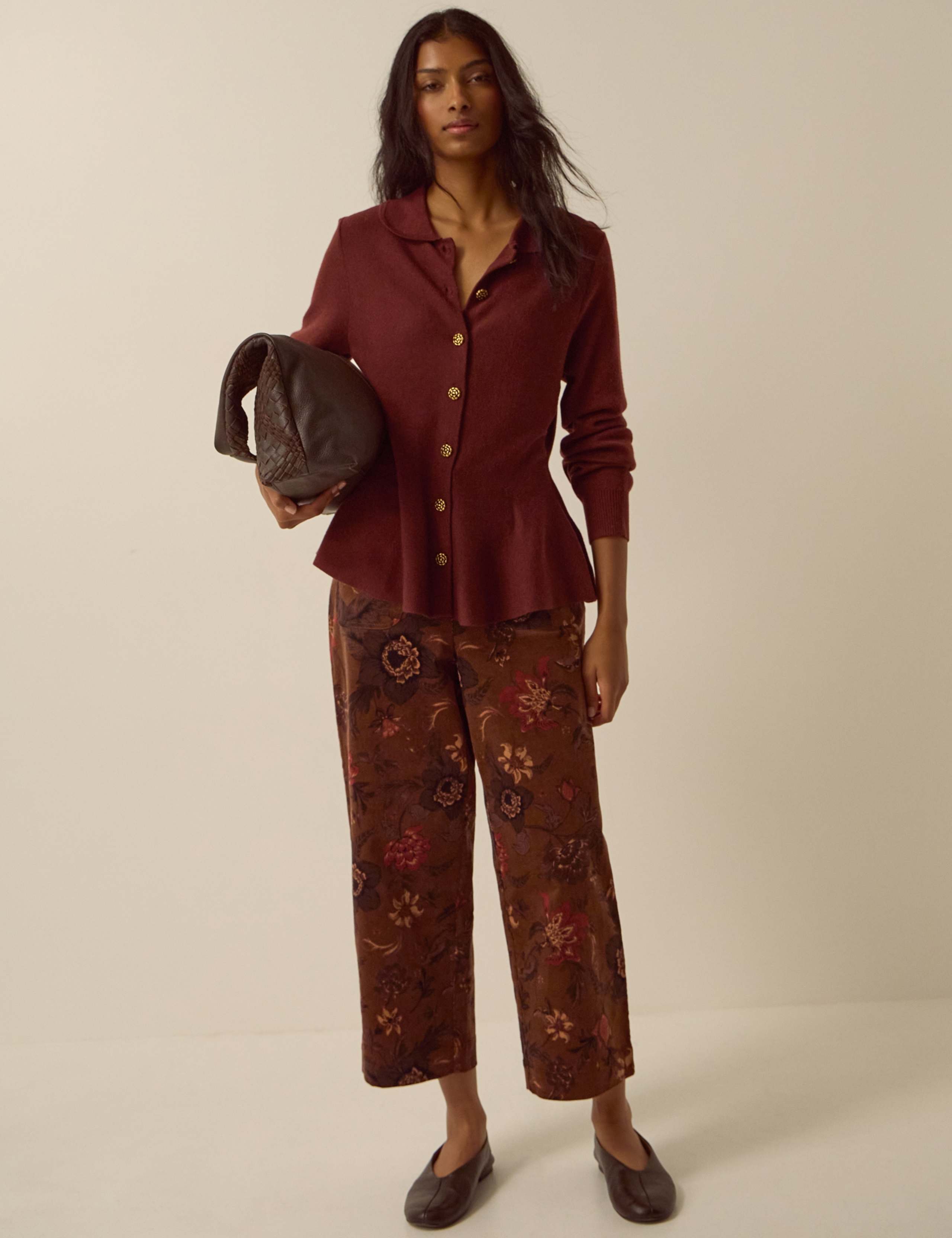 Collared Cardigan with Wool 2 of 4