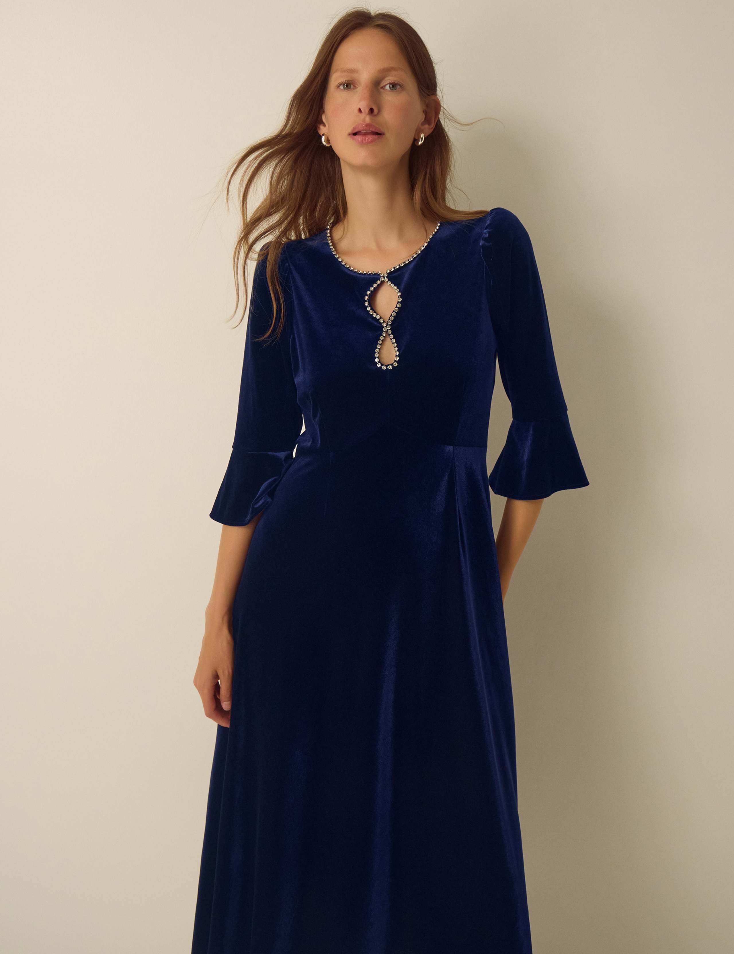 Velvet Scoop Neck Maxi Tea Dress 5 of 6
