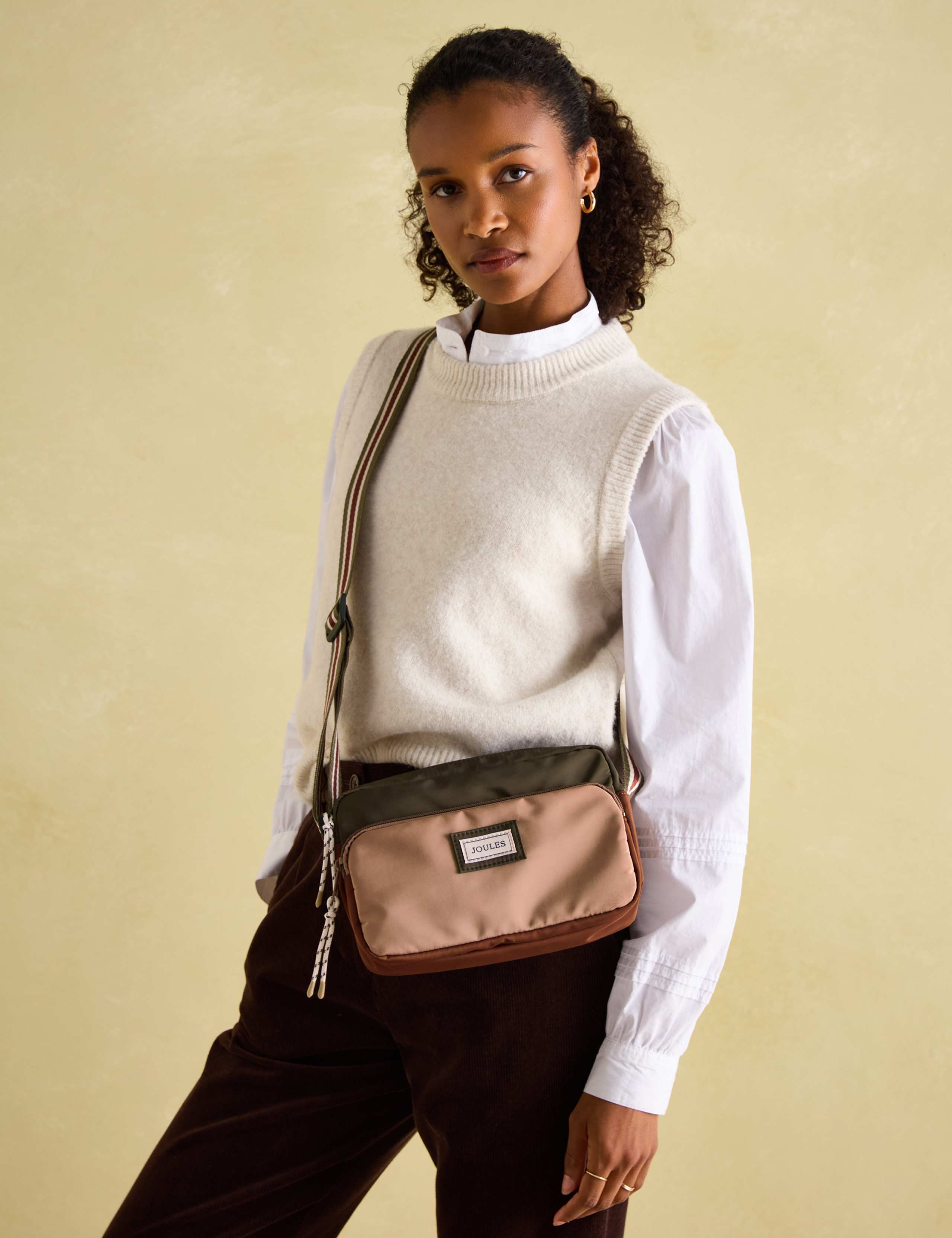 Cross Body Bag 1 of 7