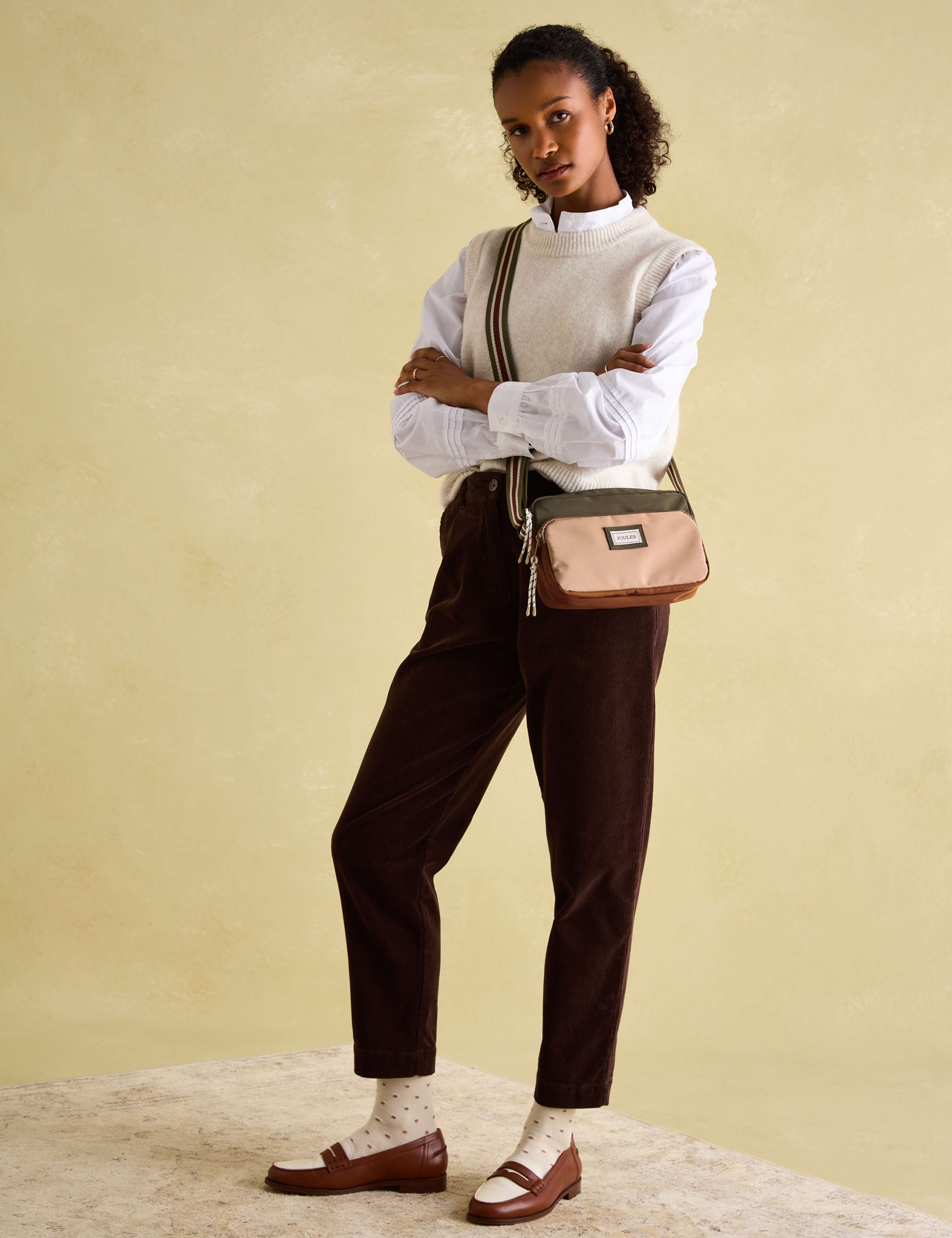 Cross Body Bag 4 of 7