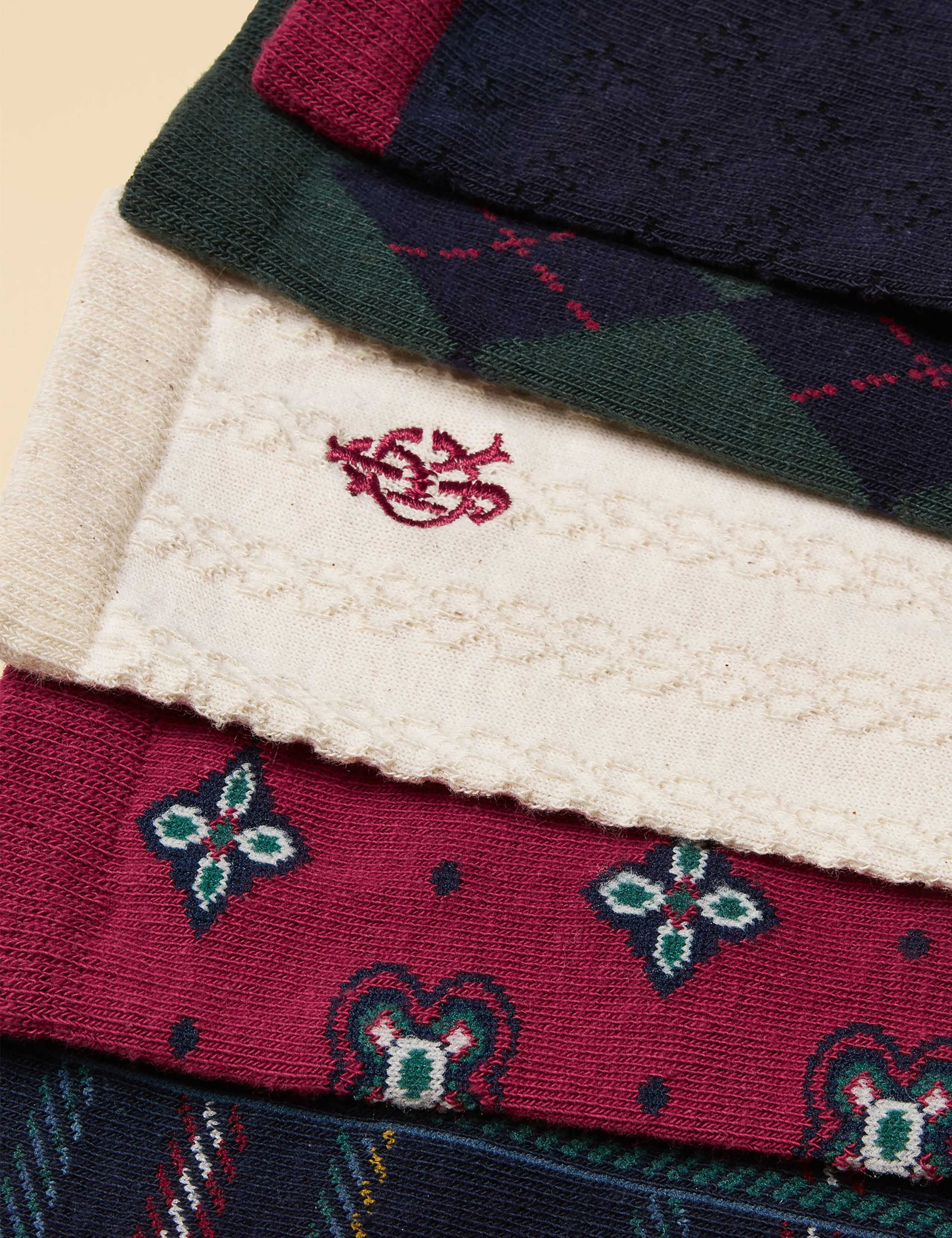 5pk Cotton Rich Heritage Patterned Socks 2 of 3