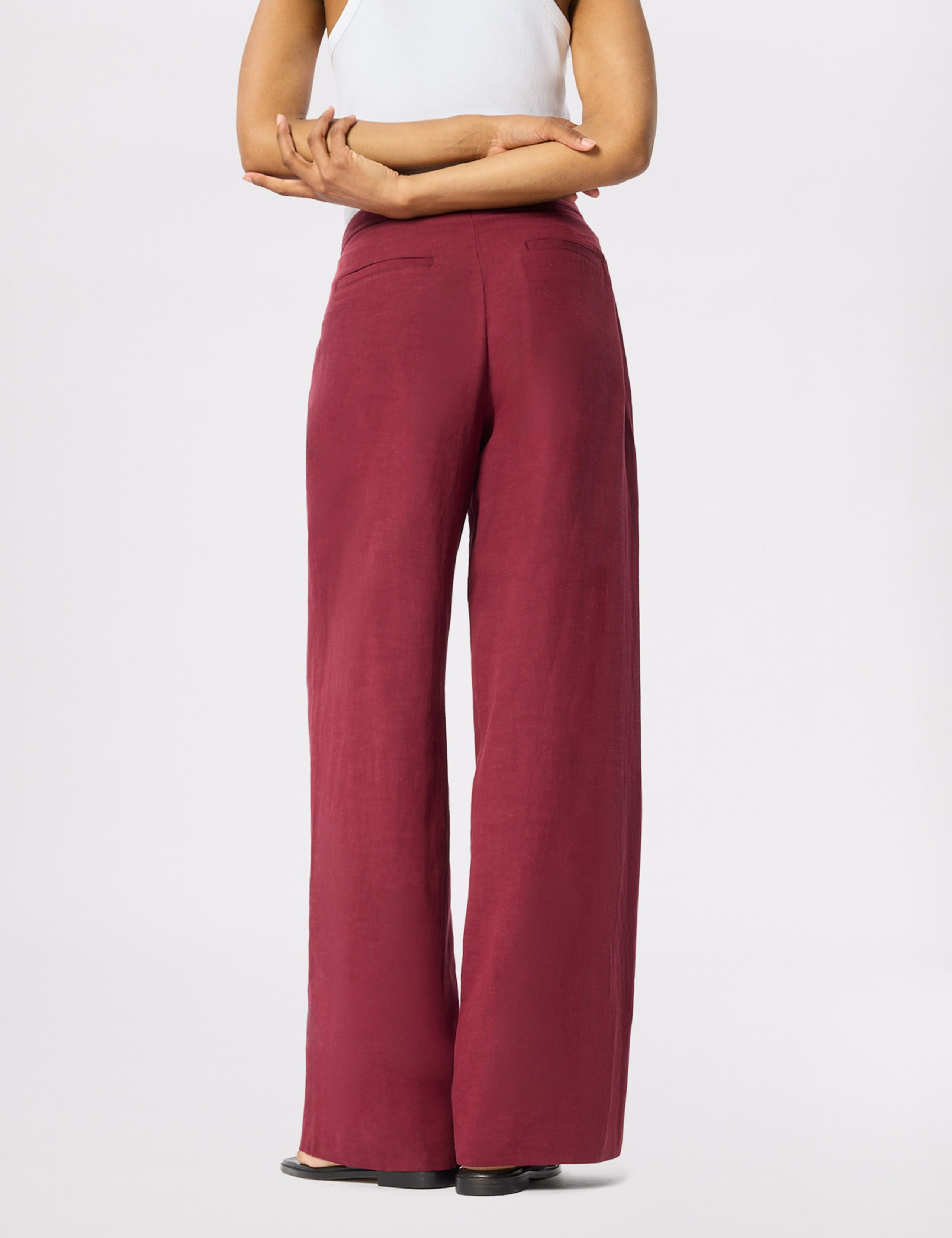 Pintuck Straight Leg Trousers 3 of 6