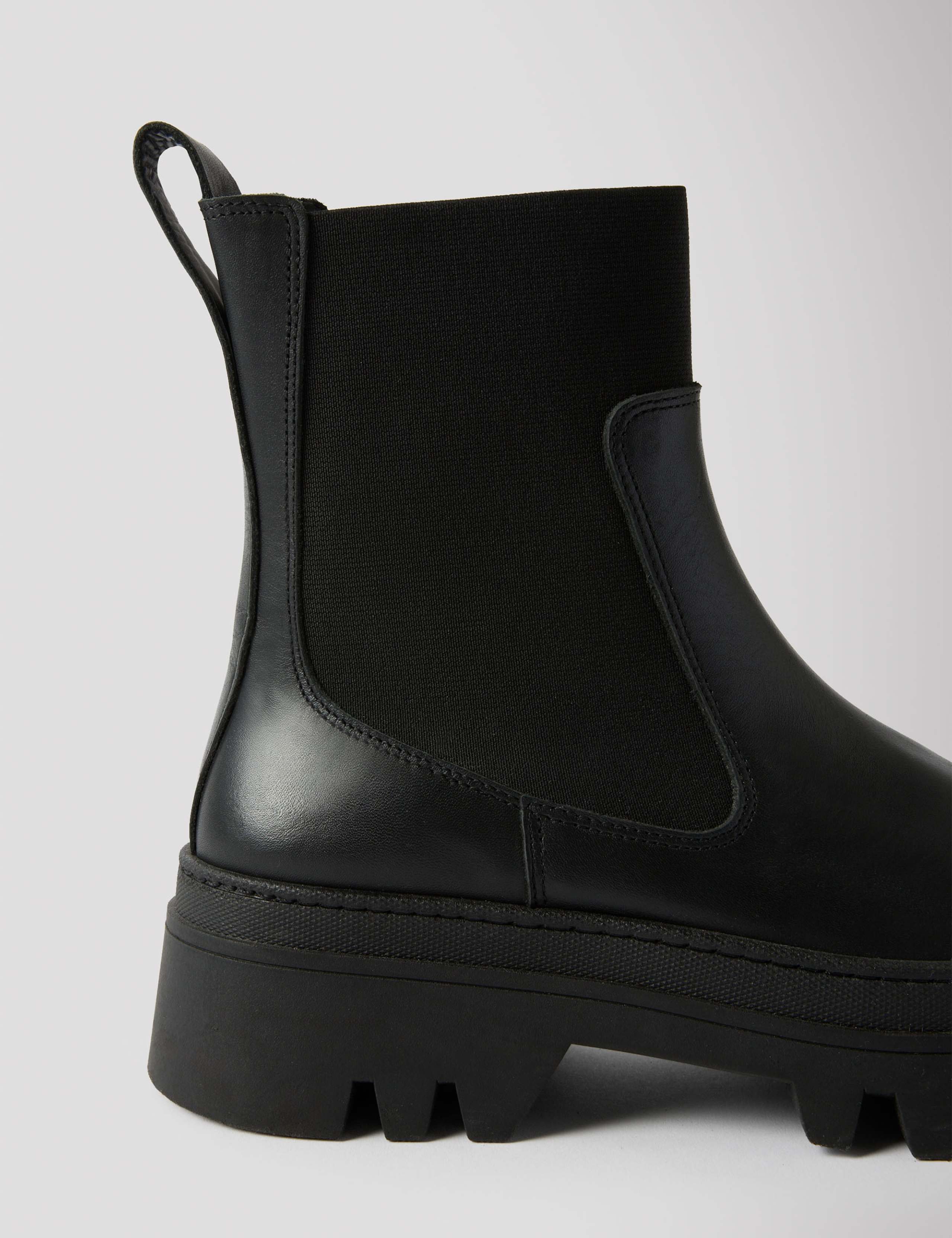 Leather Block Heel Chelsea Boots 2 of 5