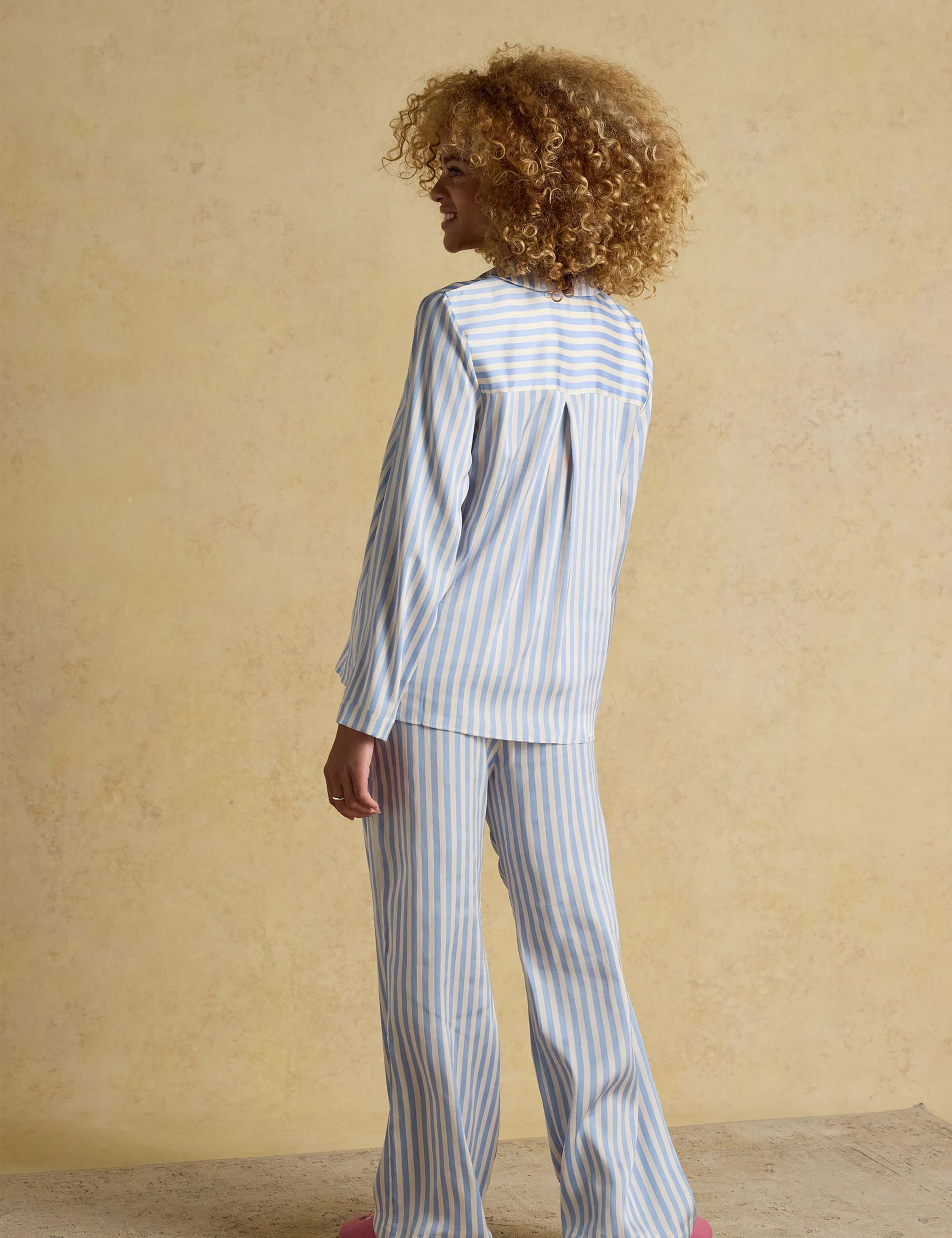Striped Pyjama Set 6 of 7