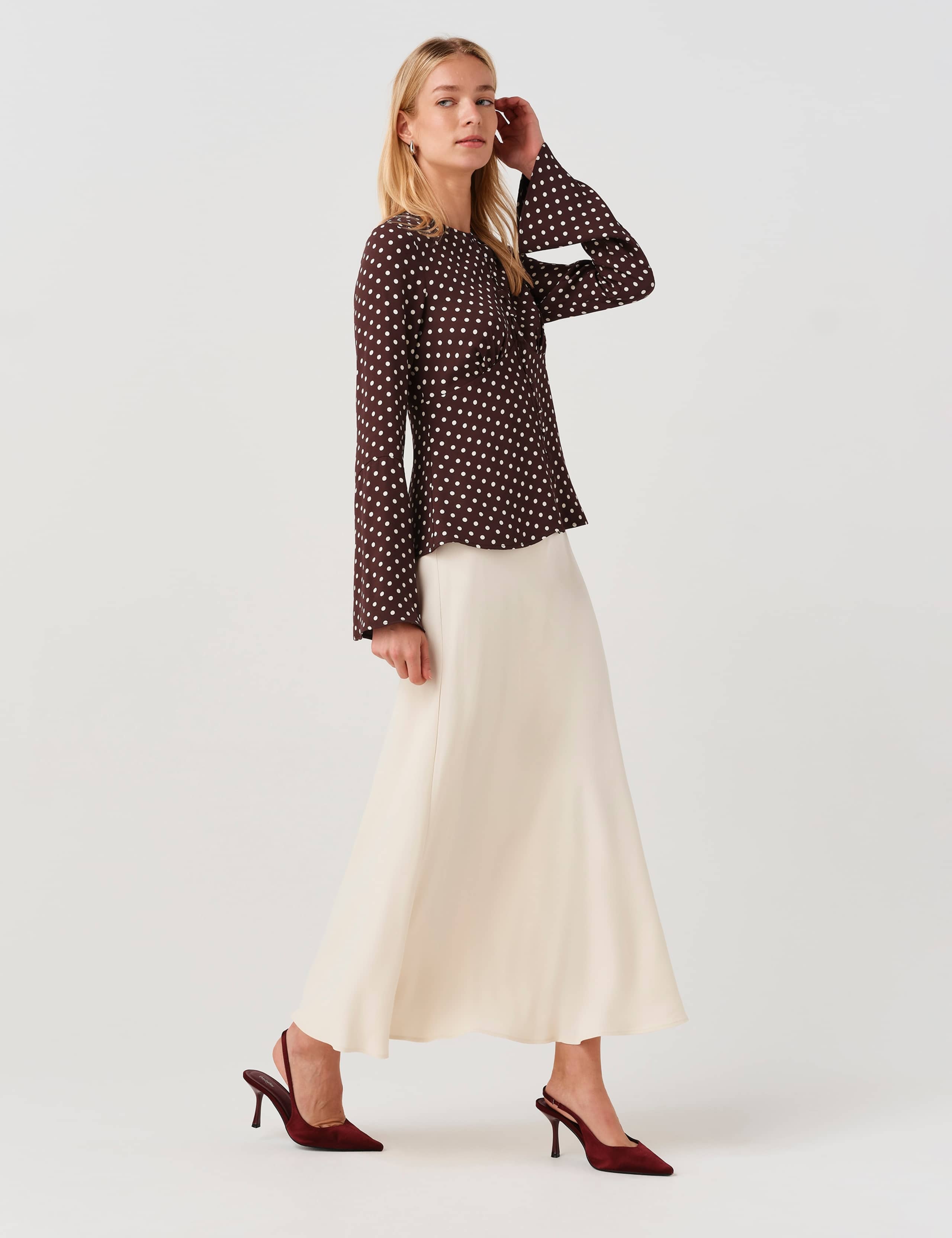 V Neck Polka Dot Long Sleeve Blouse 5 of 10