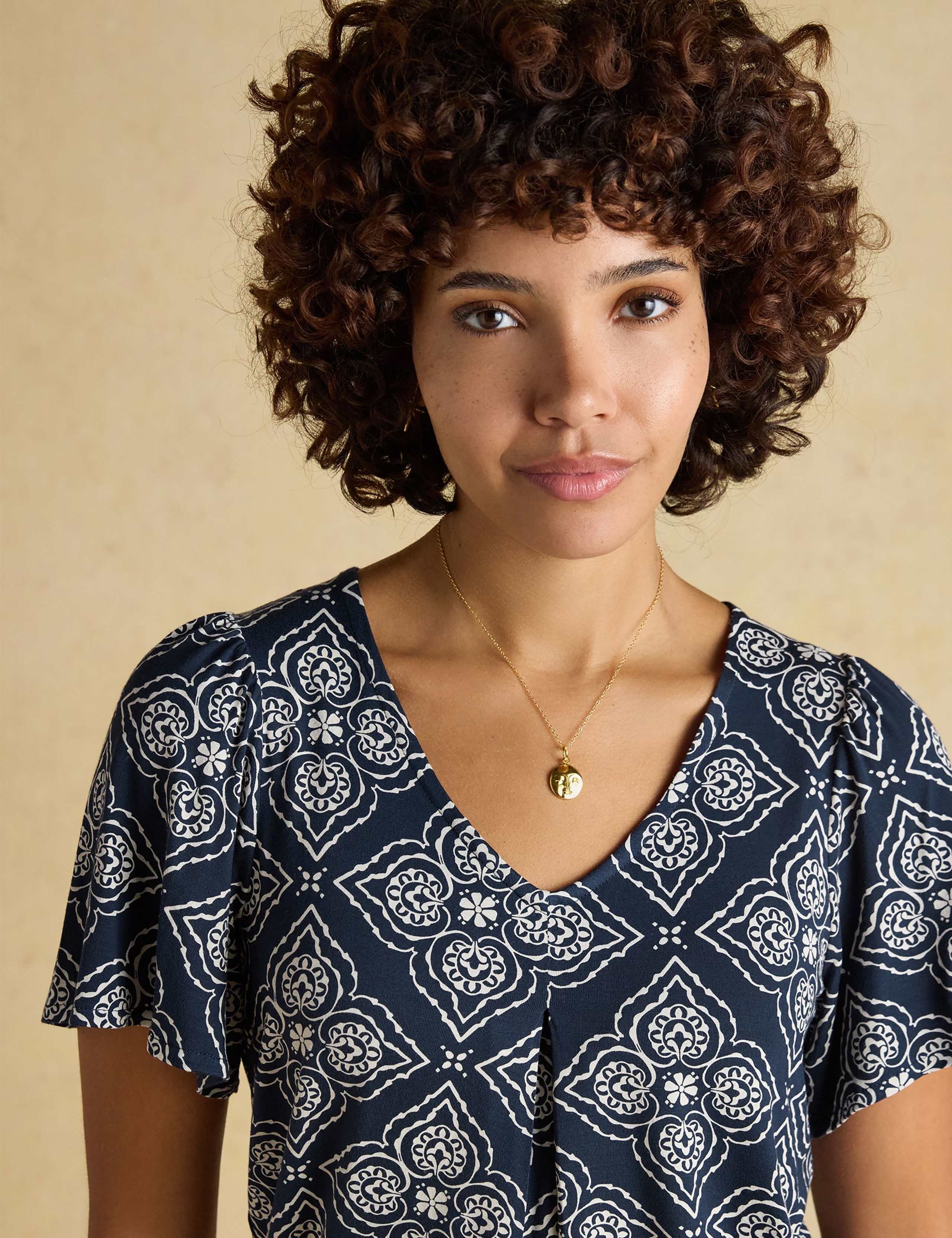 Printed V-Neck Top 5 of 8