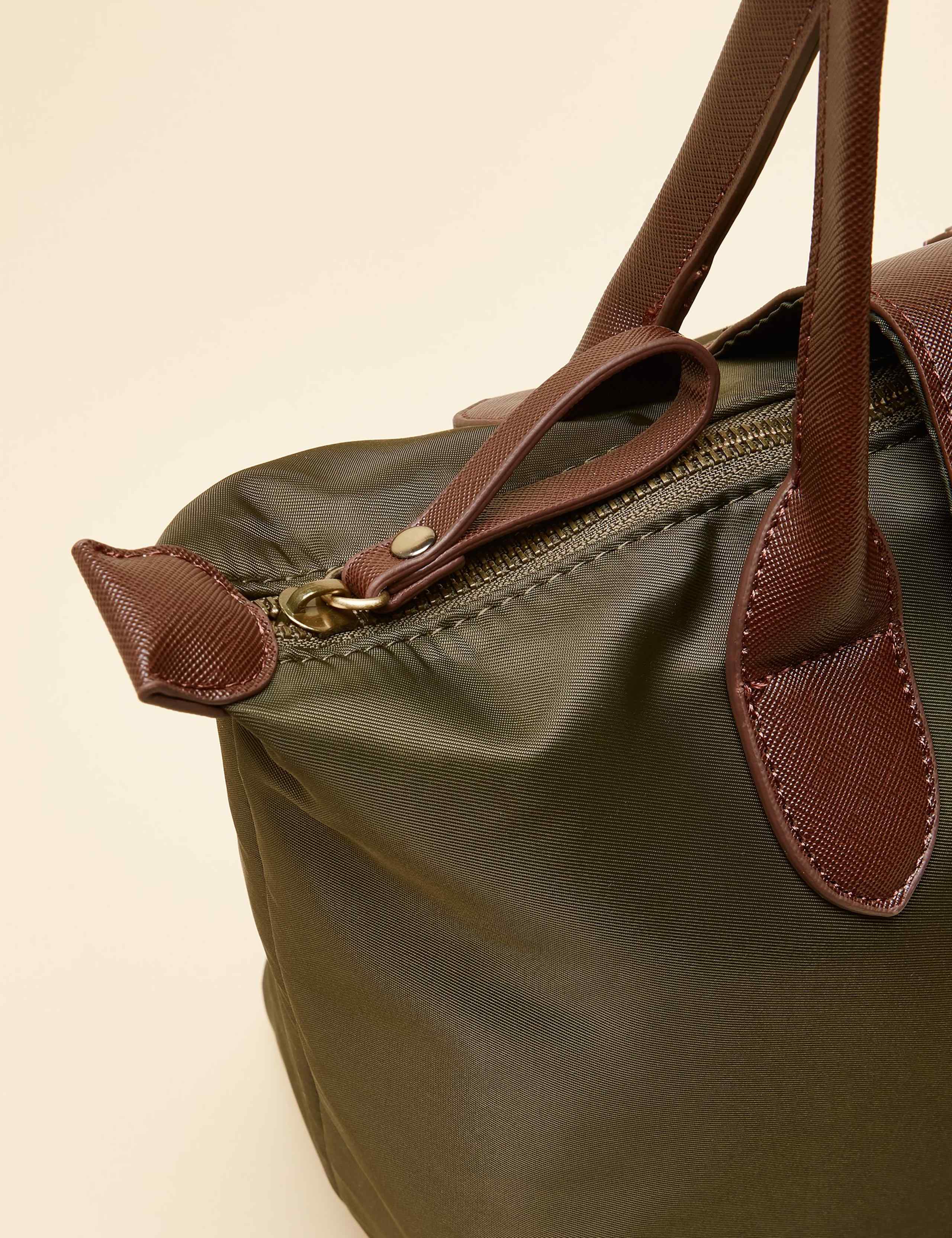 Zip Around Shoulder Bag 6 of 9