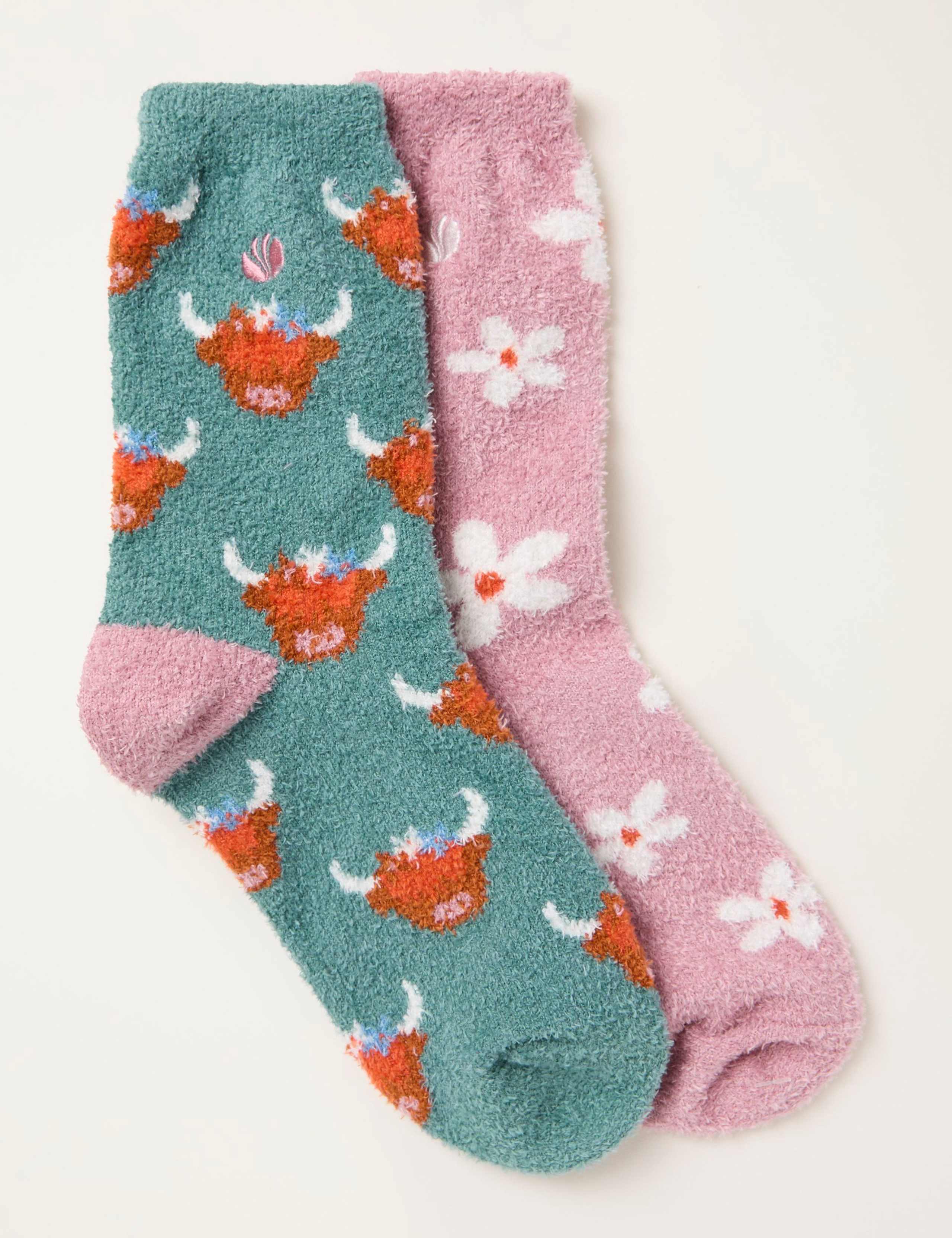 2pk Patterned Fluffy Socks 1 of 2