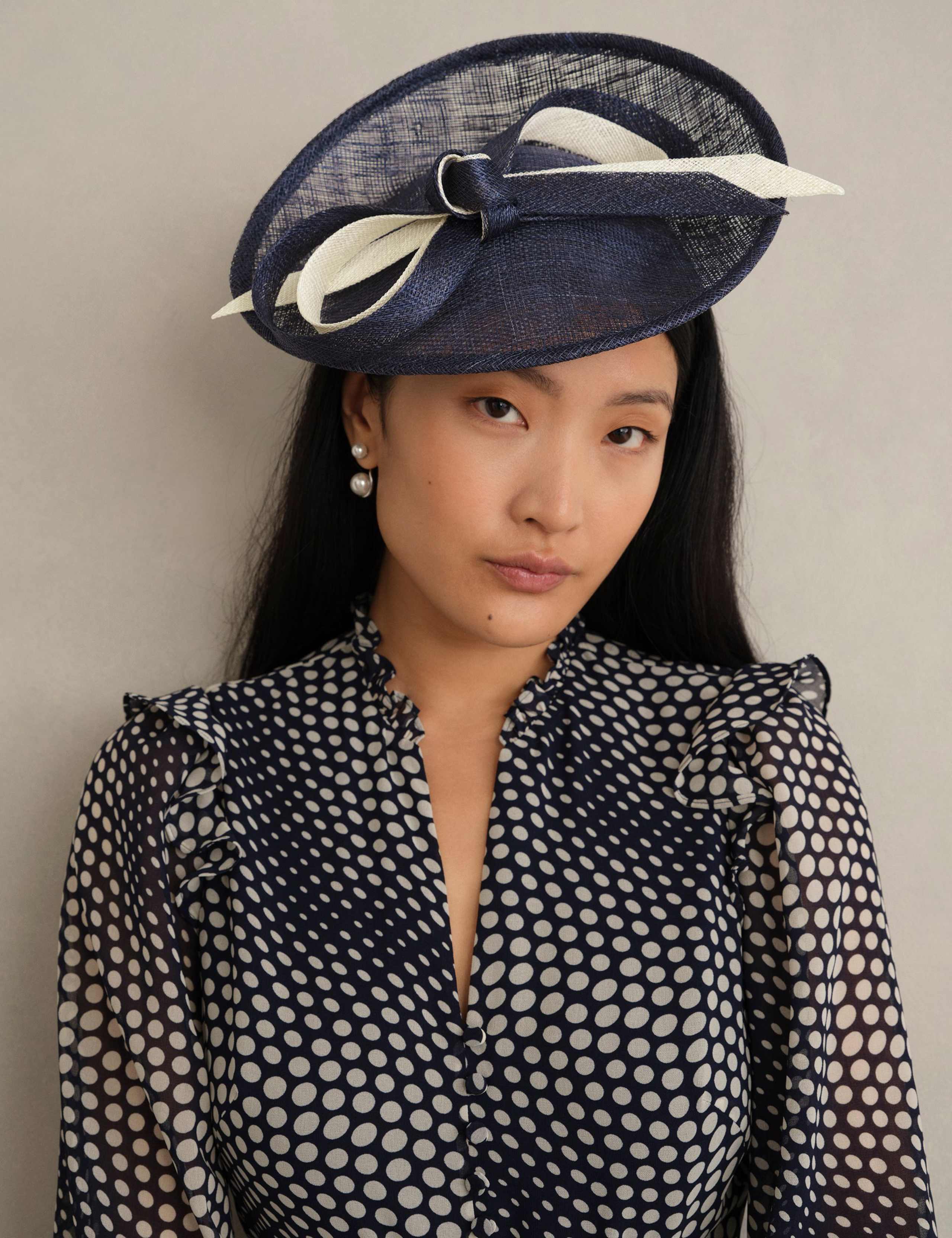 Bow Fascinator 1 of 3