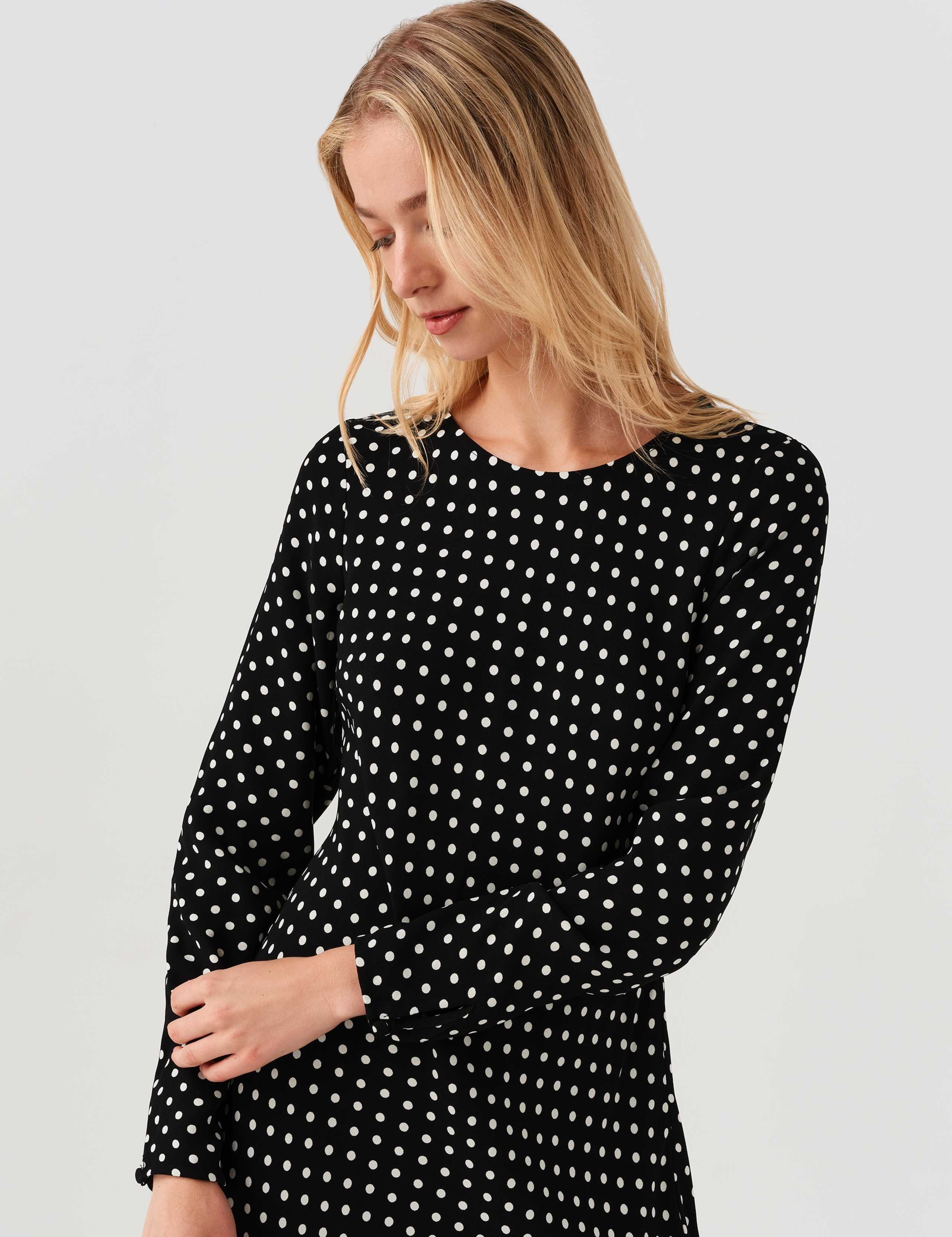 Polka Dot Round Neck Midi Waisted Dress 5 of 9